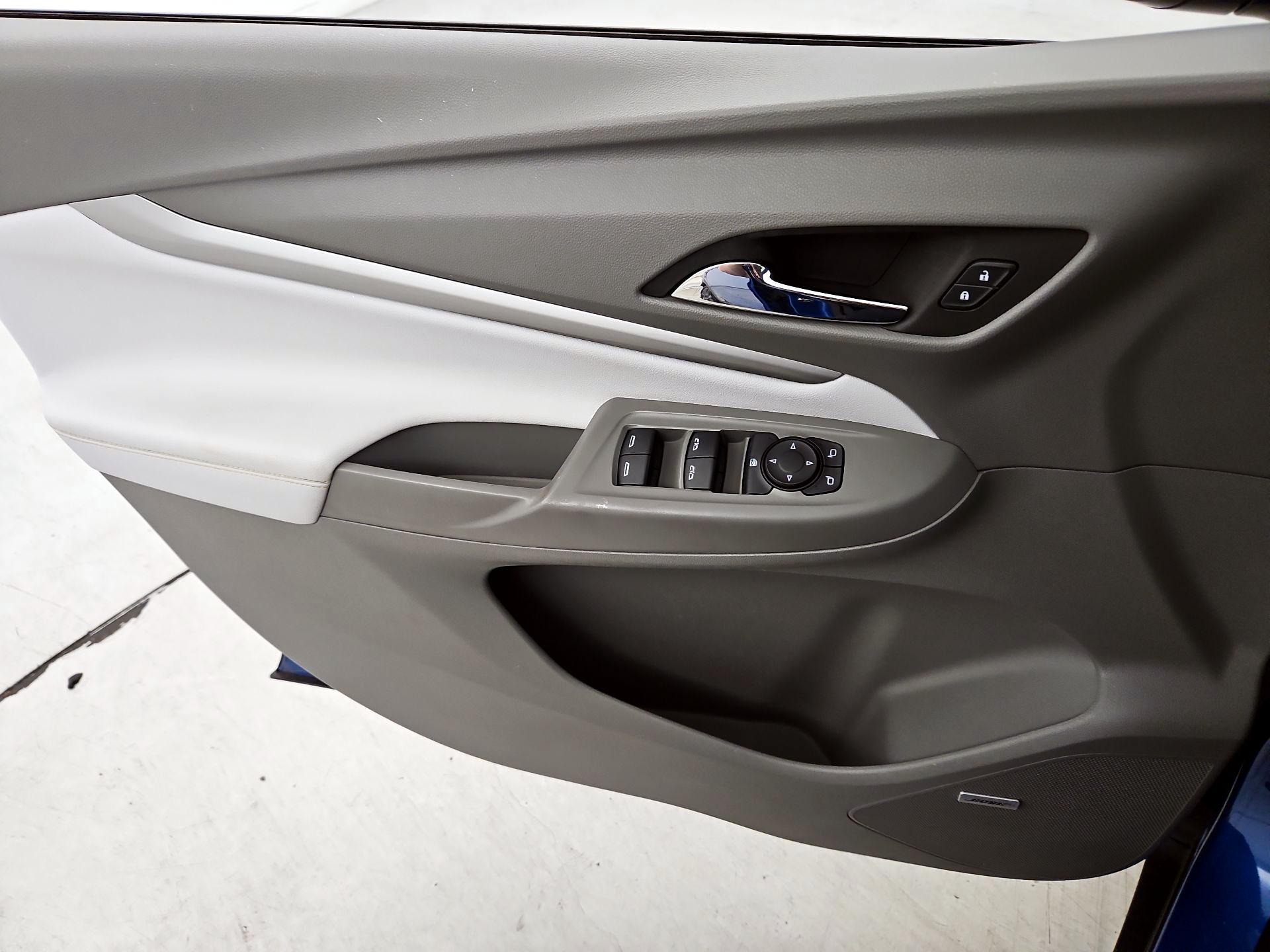 Thumbnail: 2022 Chevrolet Bolt EUV - 12