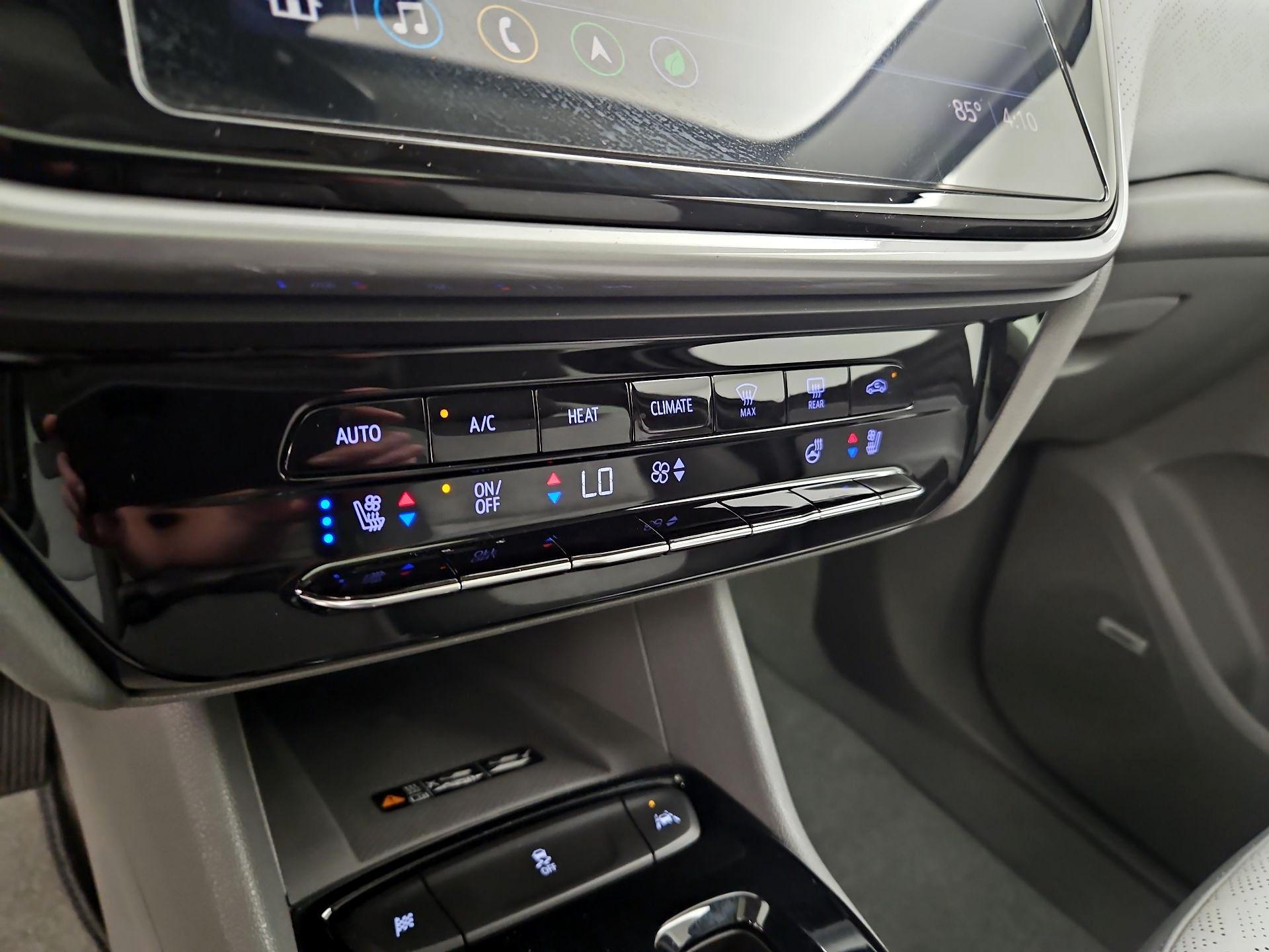 Thumbnail: 2022 Chevrolet Bolt EUV - 17