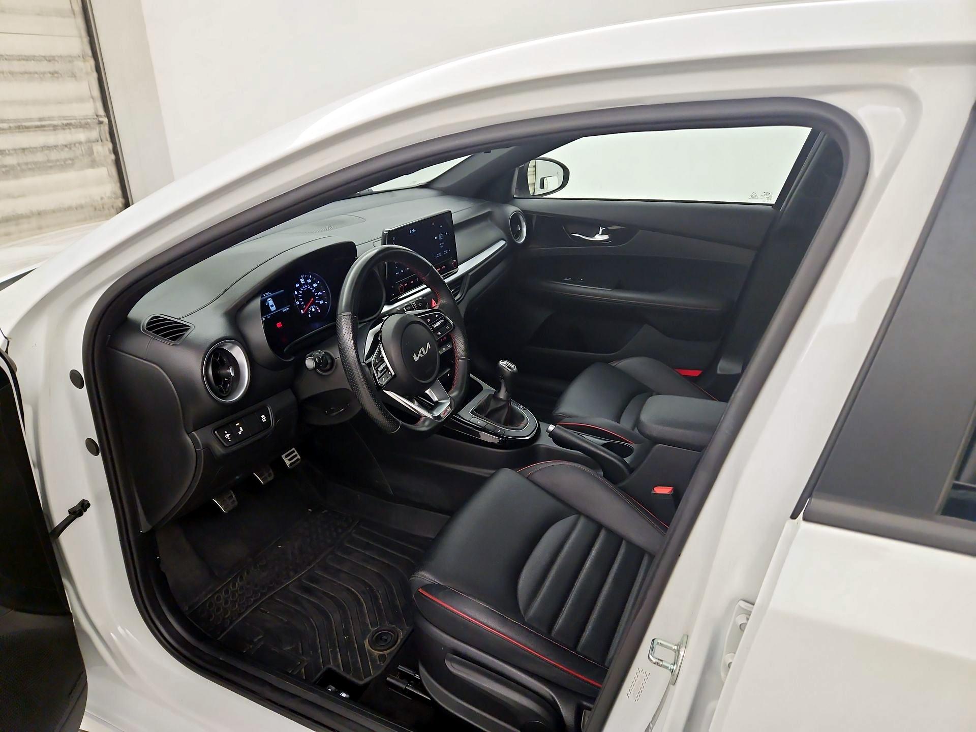 Thumbnail: 2023 Kia Forte - 11
