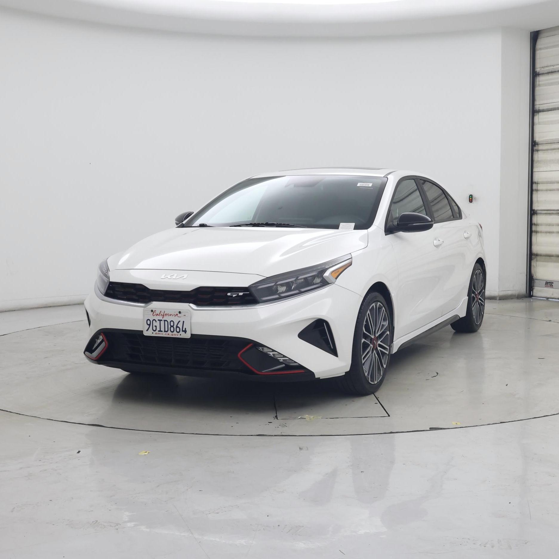 Thumbnail: 2023 Kia Forte - 4