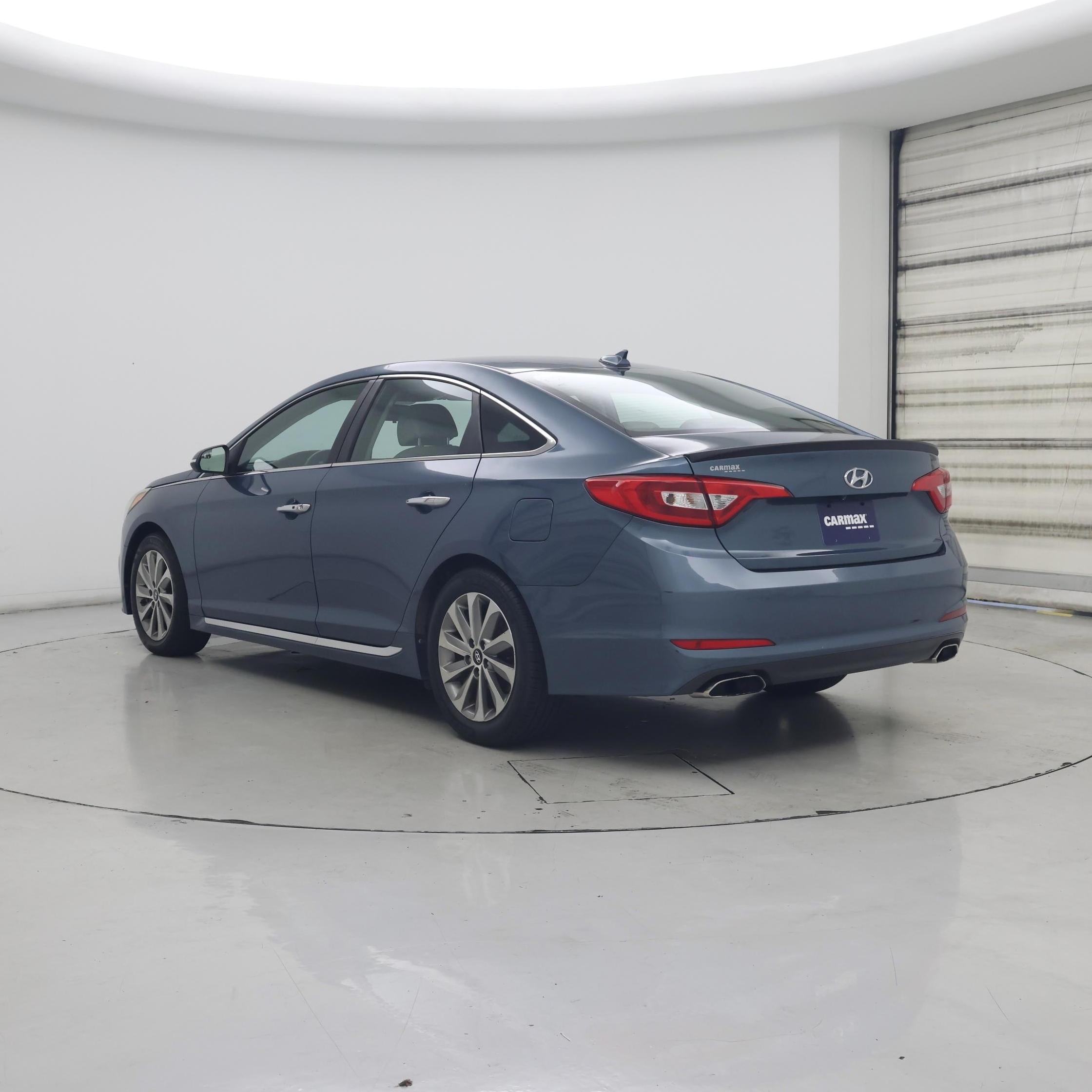 Thumbnail: 2017 Hyundai Sonata - 2