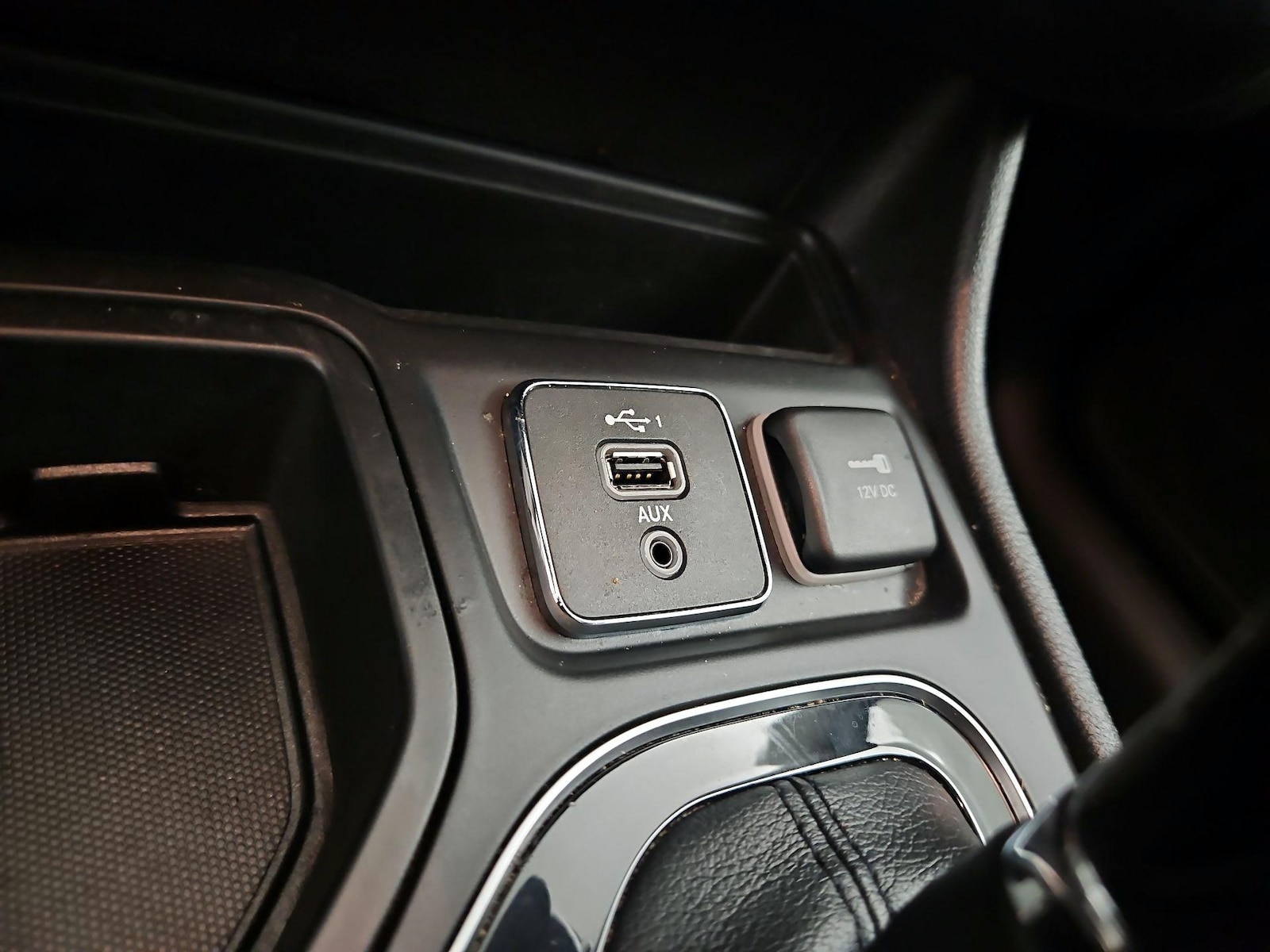 2019 Jeep Cherokee Altitude - Photo 19