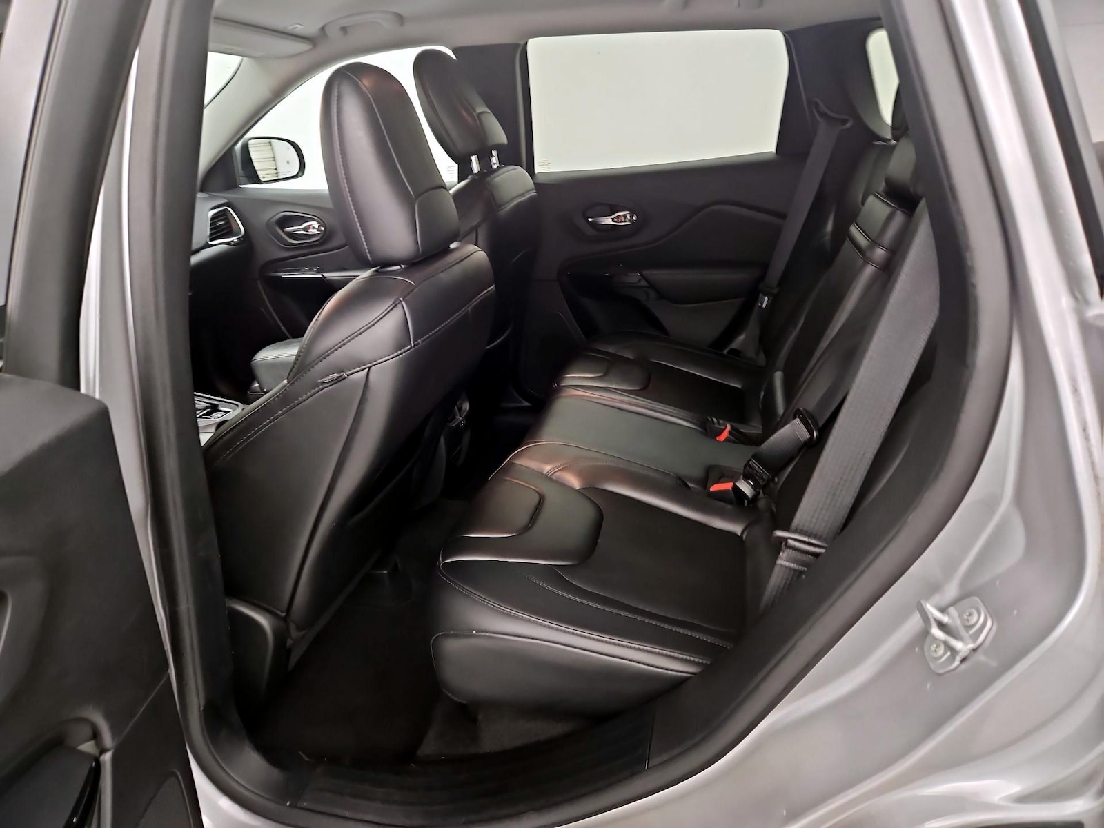 2019 Jeep Cherokee Altitude - Photo 20