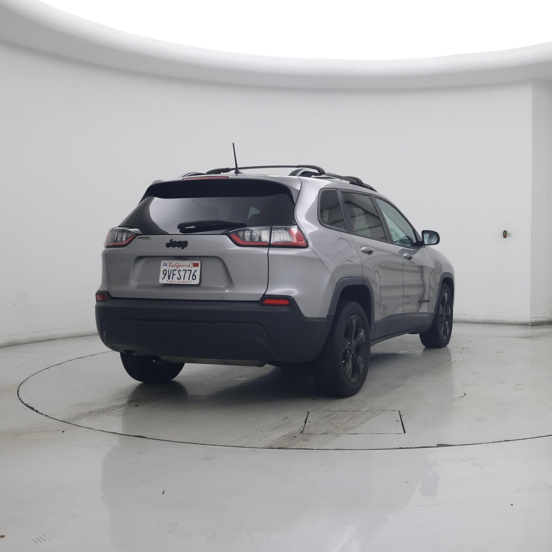 Thumbnail: 2019 Jeep Cherokee - 8
