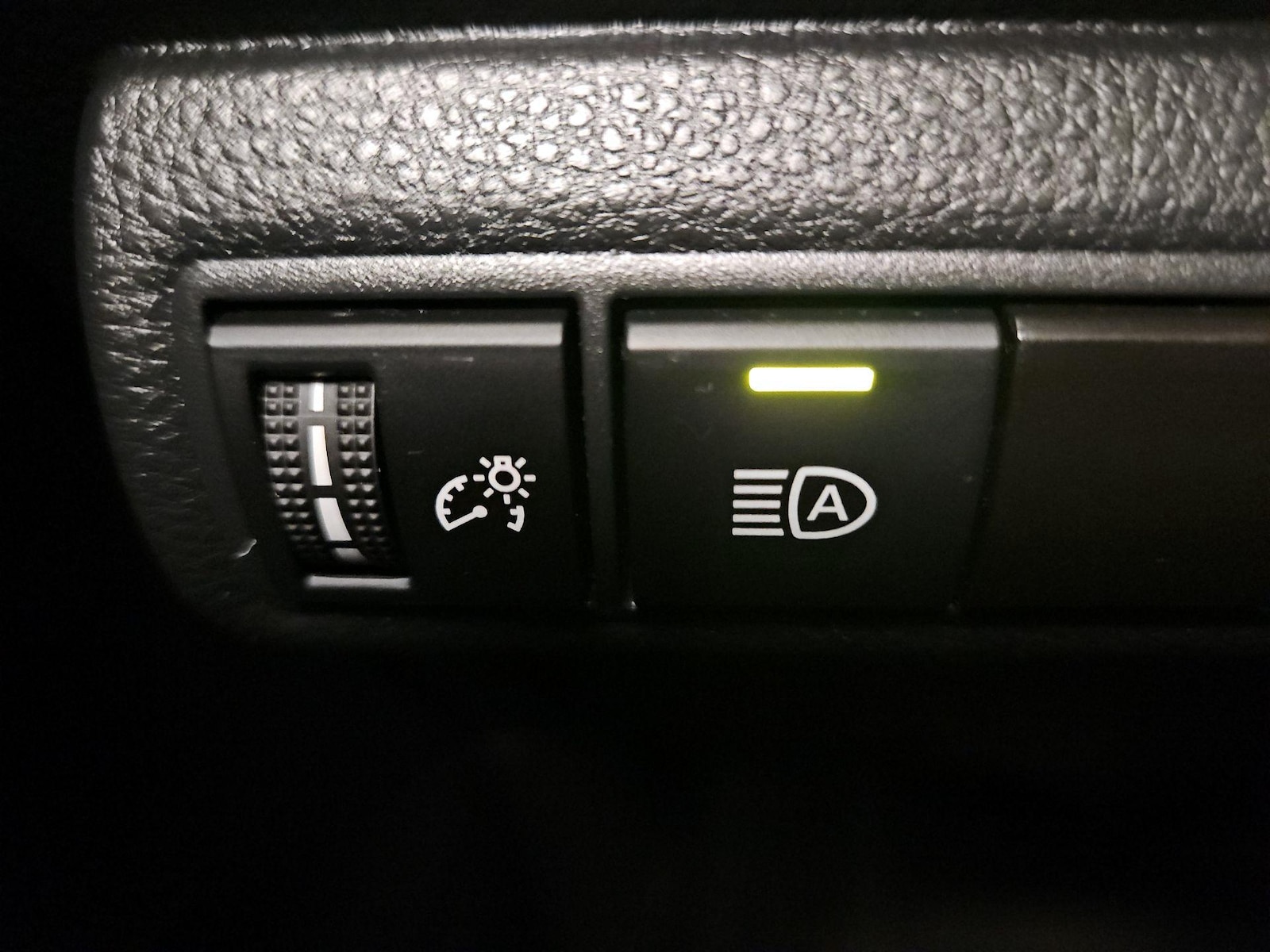 2024 Toyota Corolla SE - Photo 14