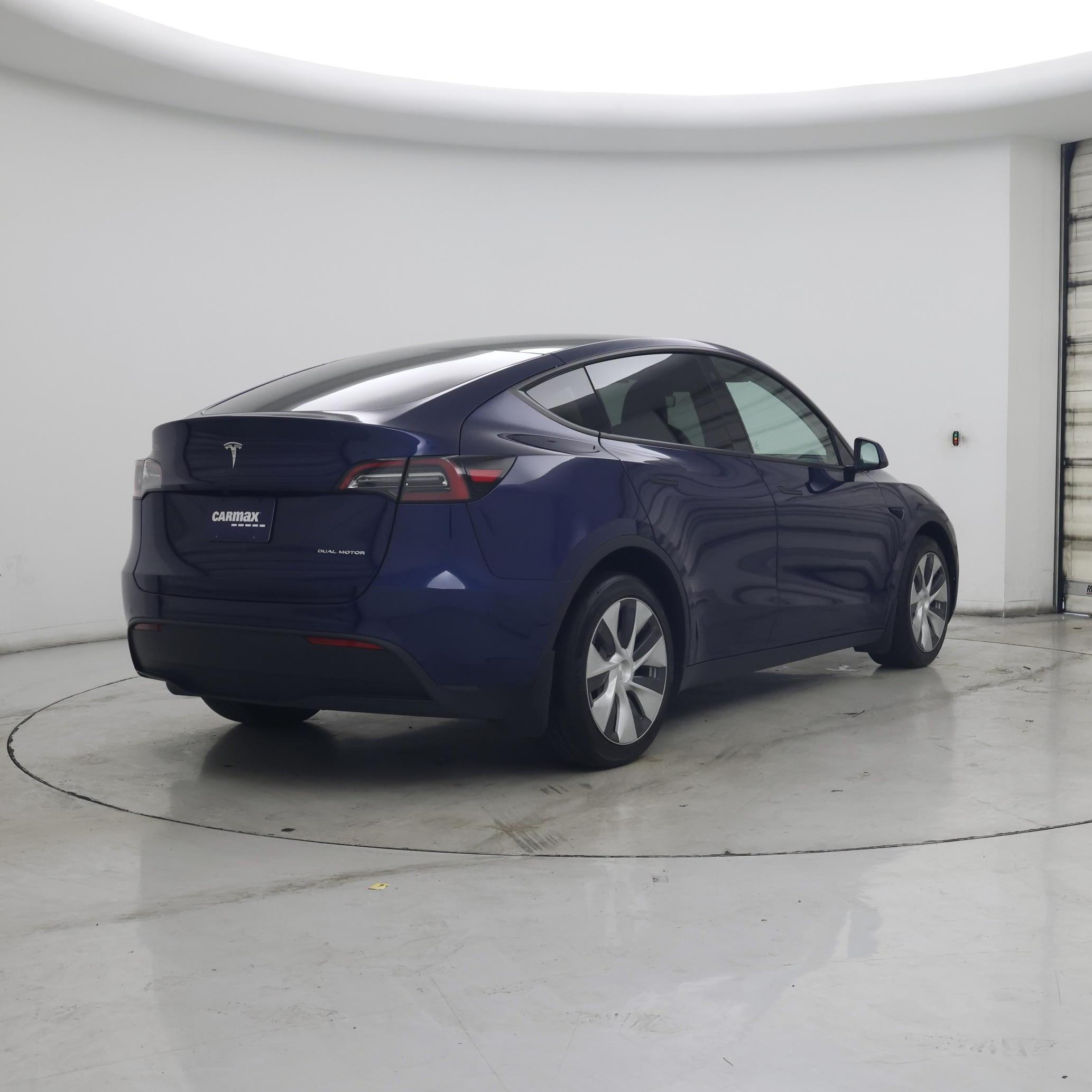 Thumbnail: 2022 Tesla Model Y - 8