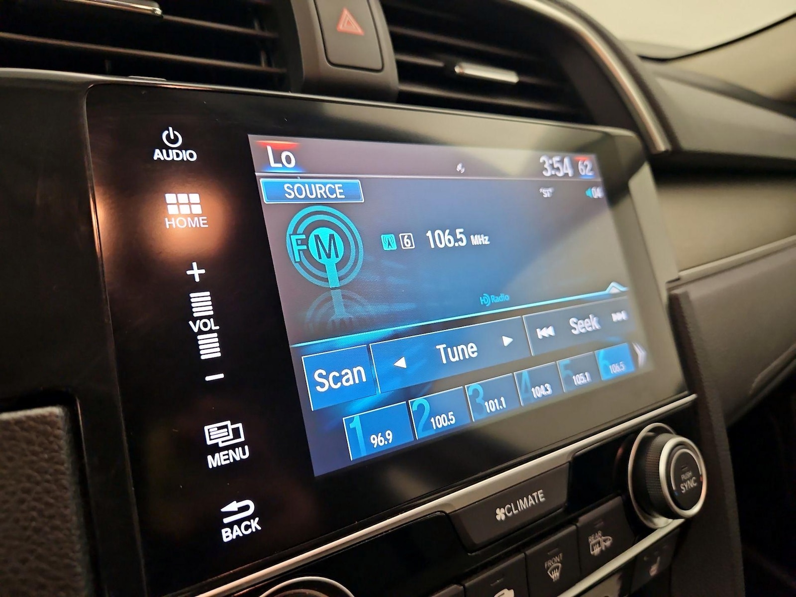 2016 Honda Civic EX-T - Photo 16