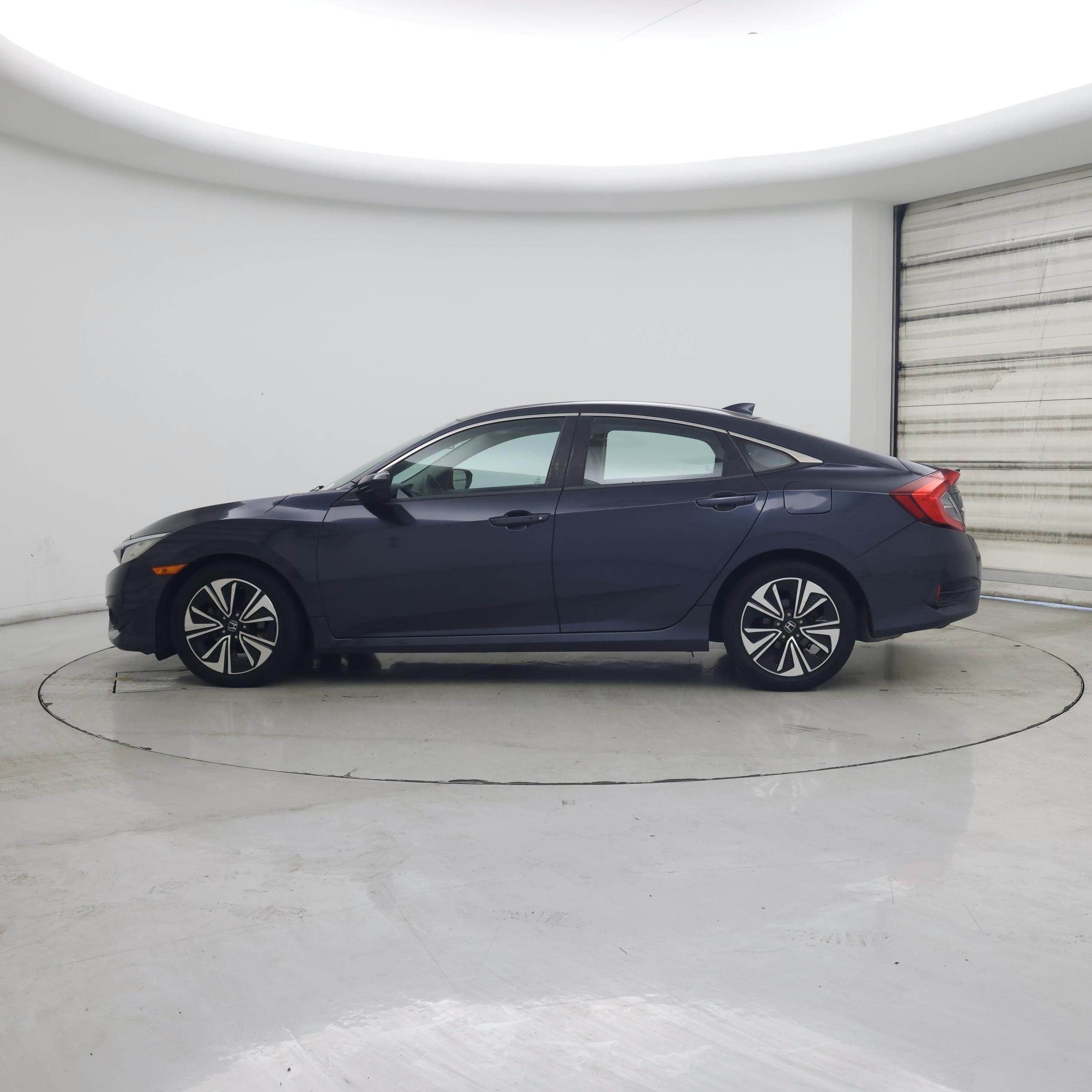 Thumbnail: 2016 Honda Civic - 3