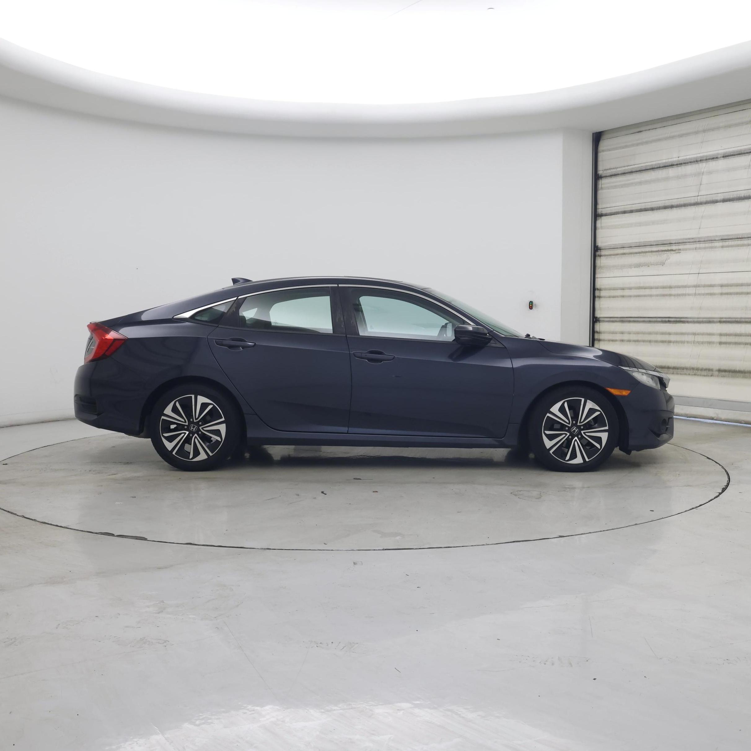 Thumbnail: 2016 Honda Civic - 7