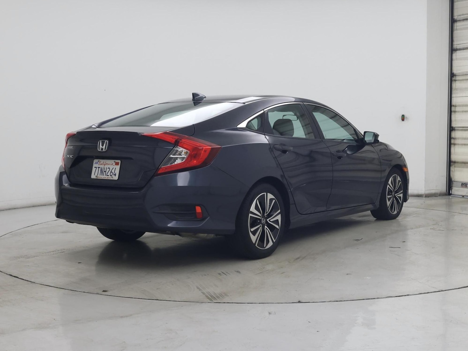 2016 Honda Civic EX-T - Photo 9