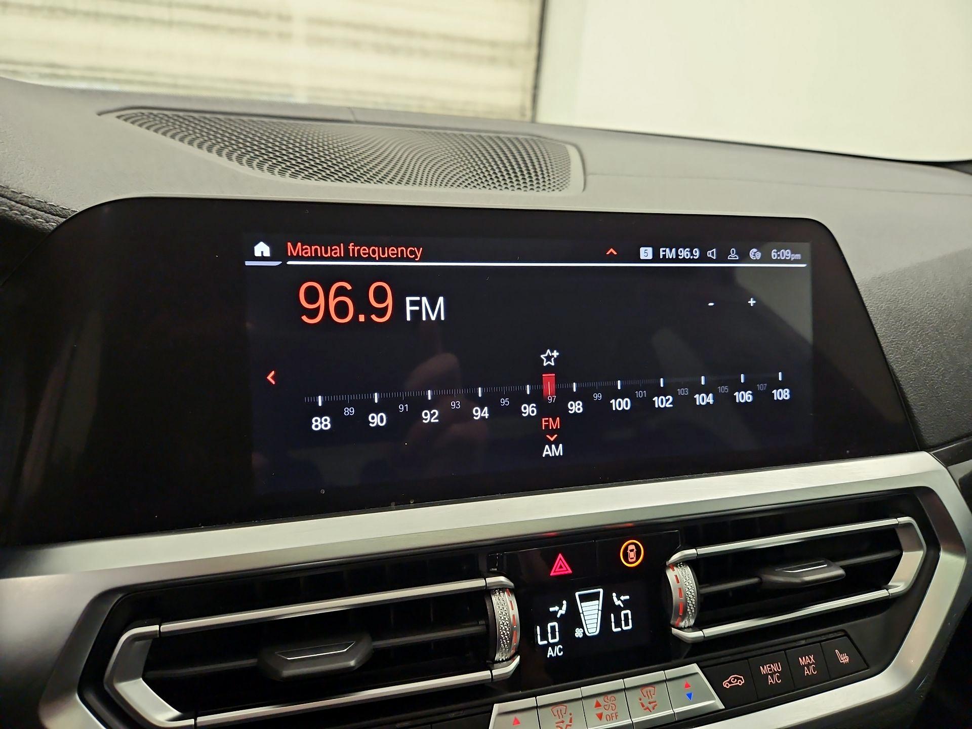 Thumbnail: 2021 BMW 3 Series - 16