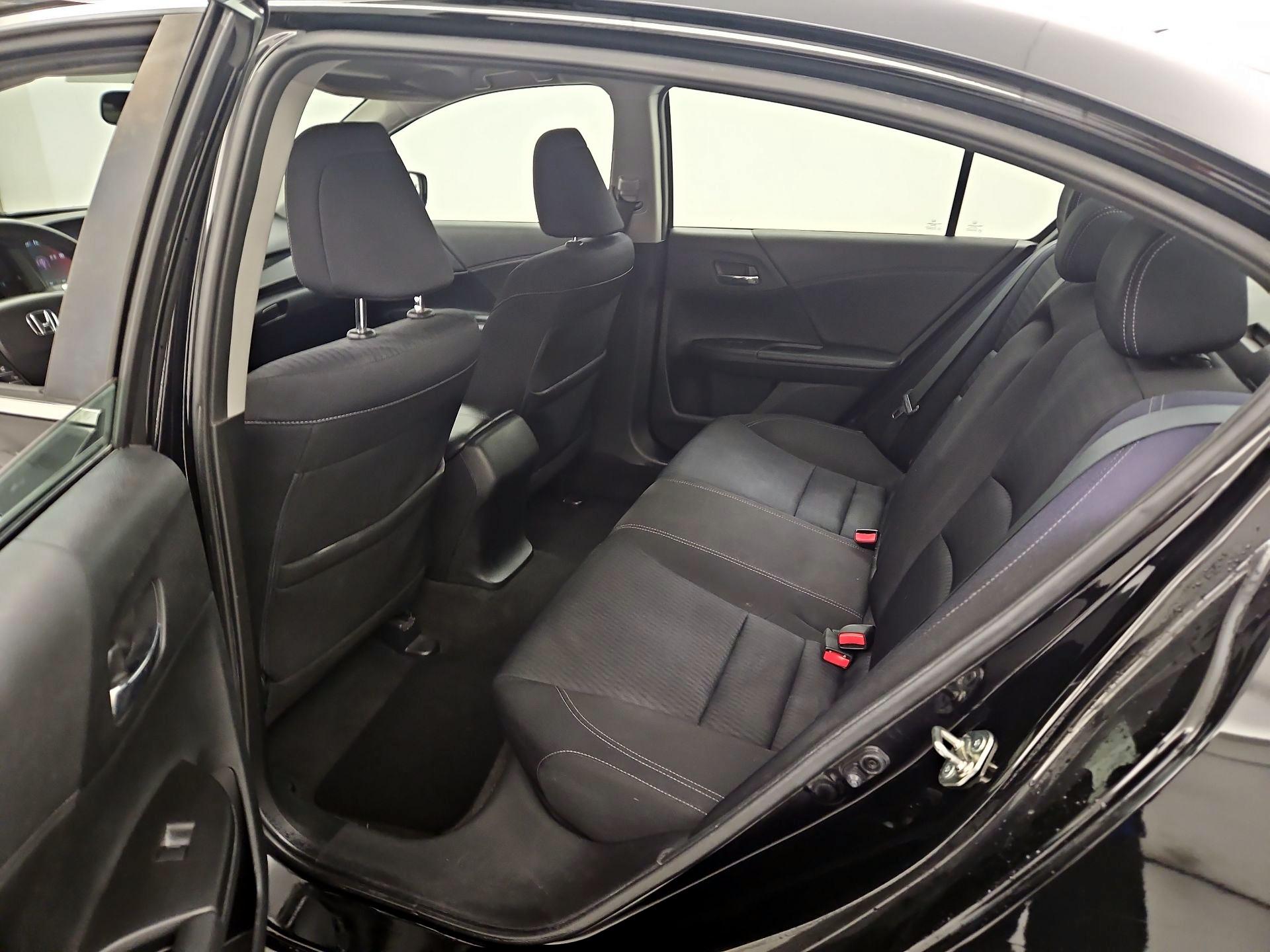 Thumbnail: 2015 Honda Accord - 19