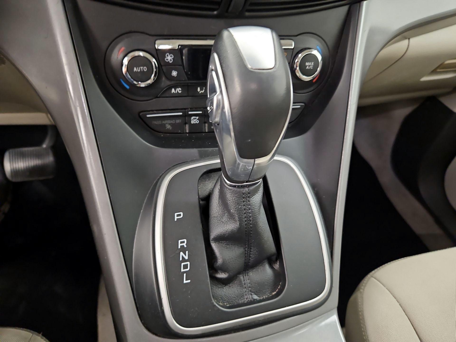 Thumbnail: 2016 Ford C-Max - 17