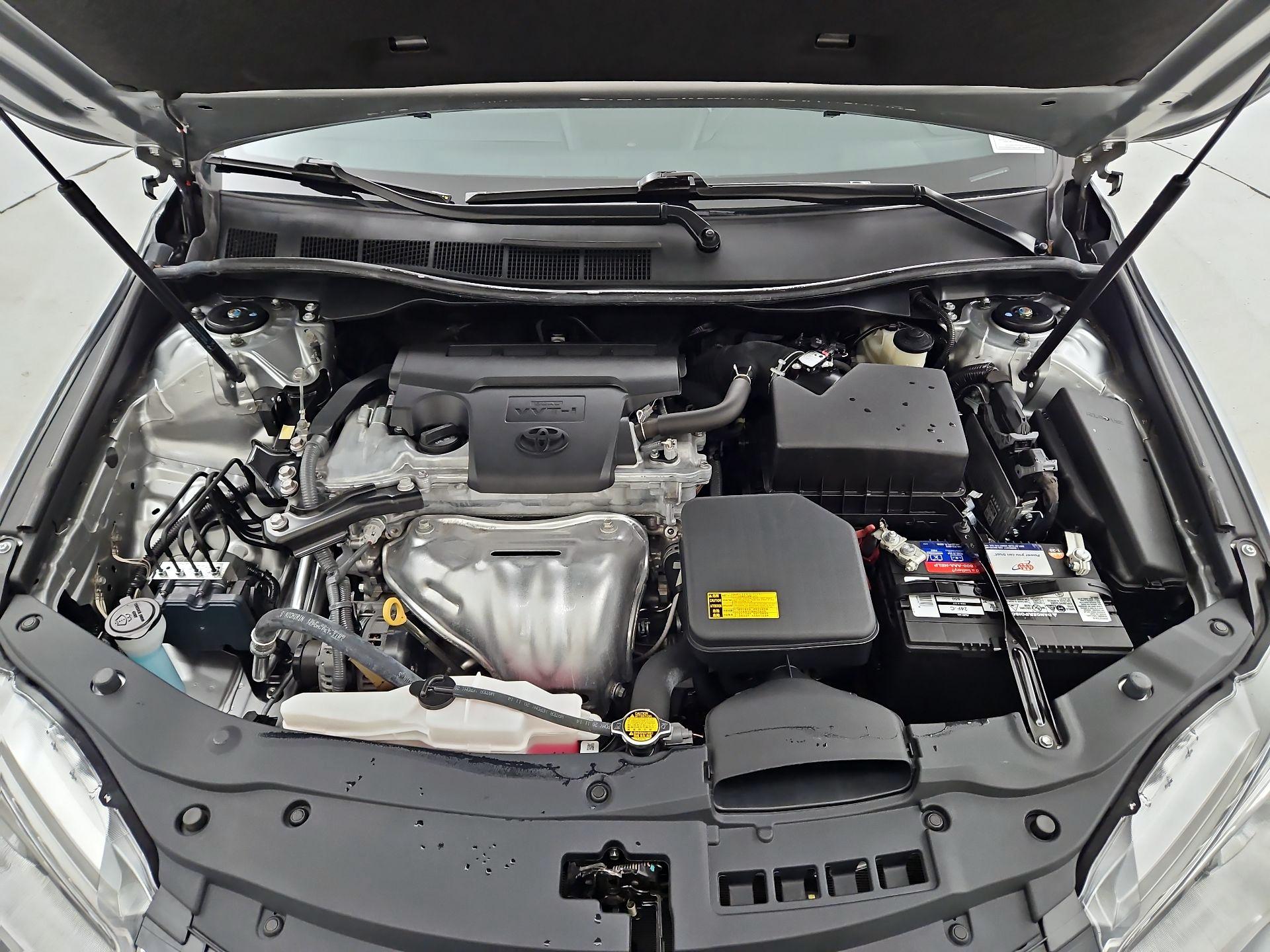 Thumbnail: 2015 Toyota Camry - 20