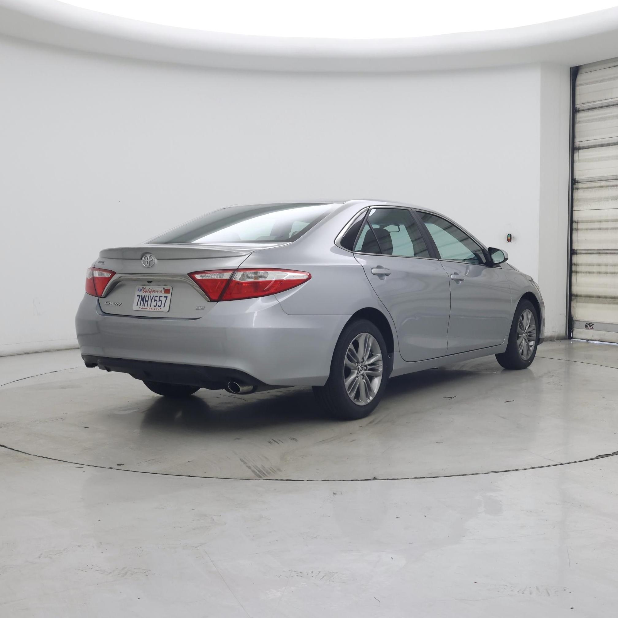 Thumbnail: 2015 Toyota Camry - 8