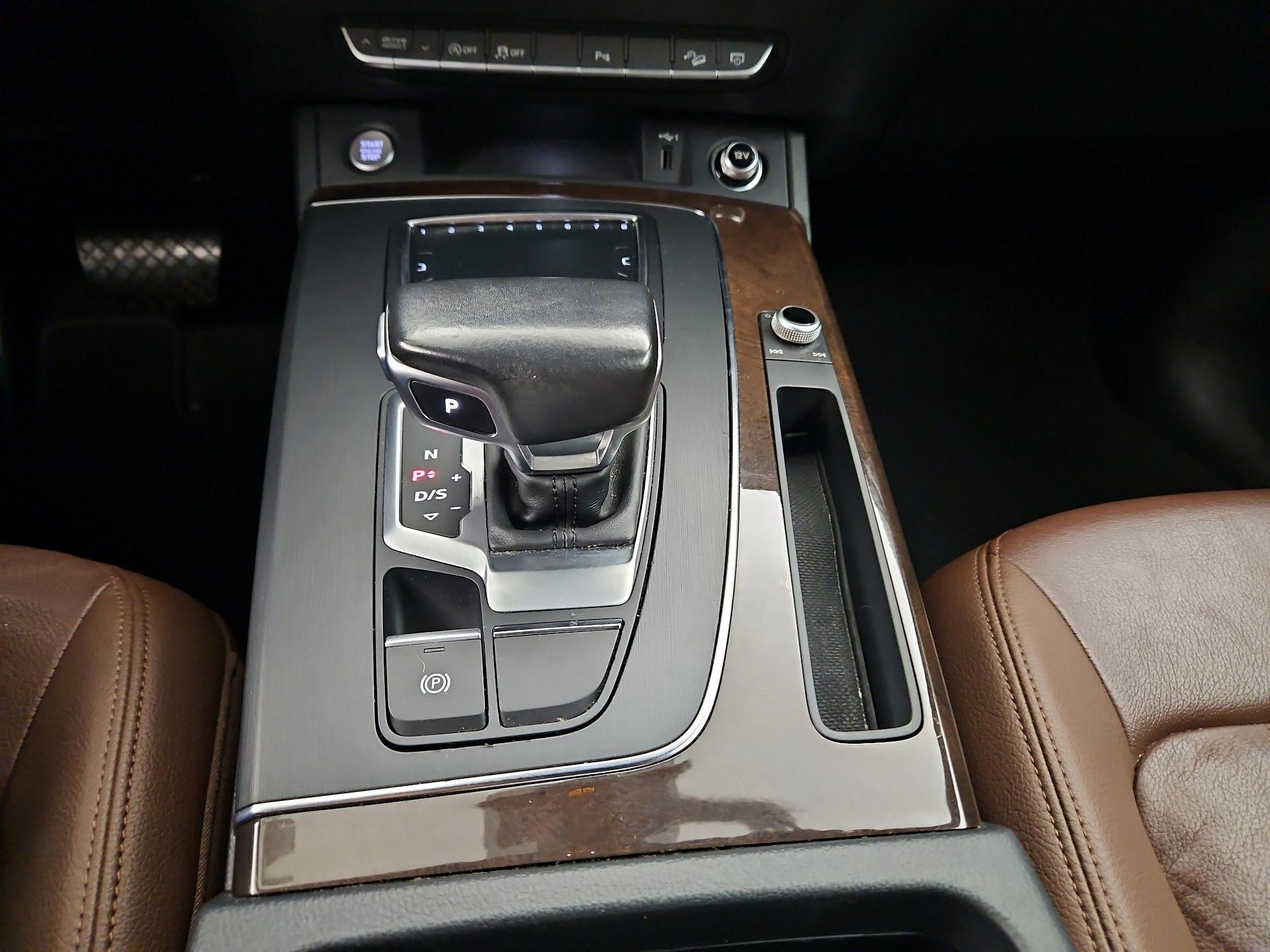 Thumbnail: 2018 Audi Q5 - 18