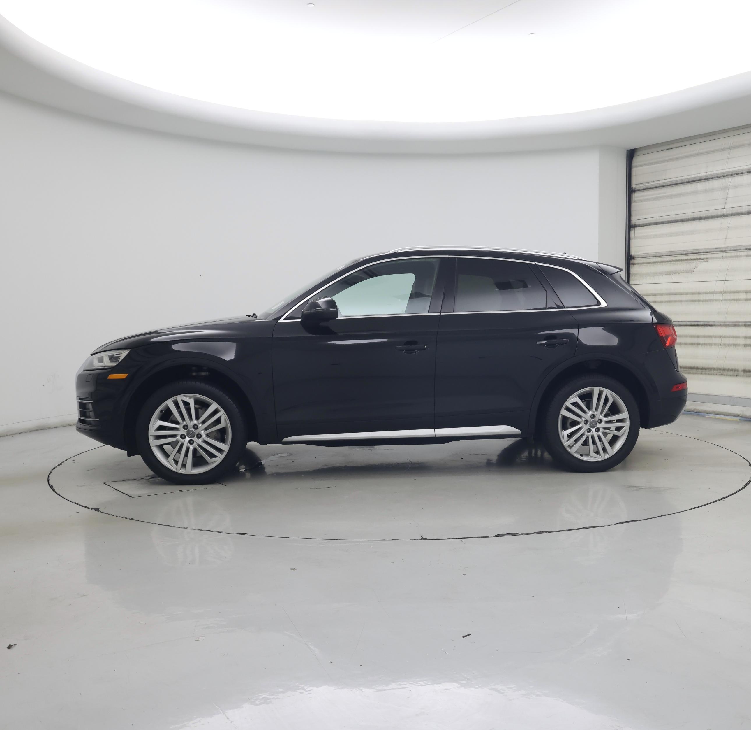 Thumbnail: 2018 Audi Q5 - 3