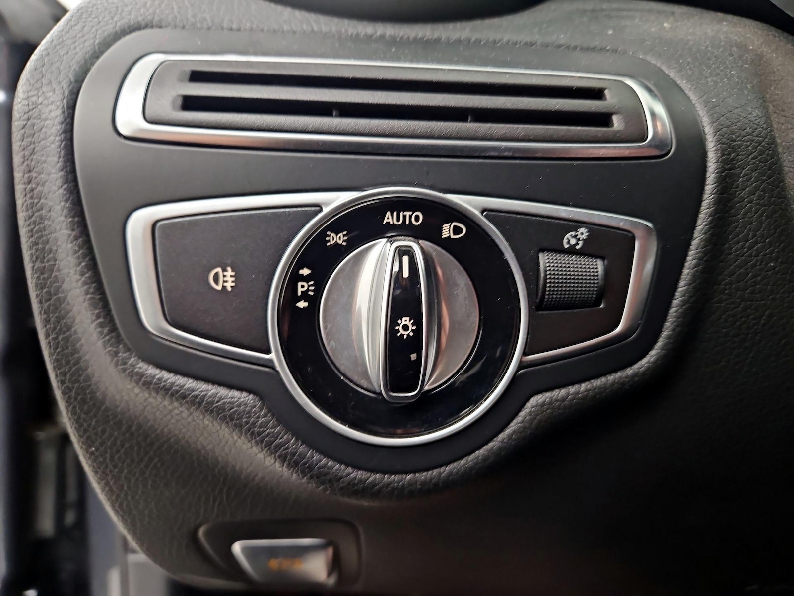 2016 Mercedes-Benz C-Class C300 - Photo 14