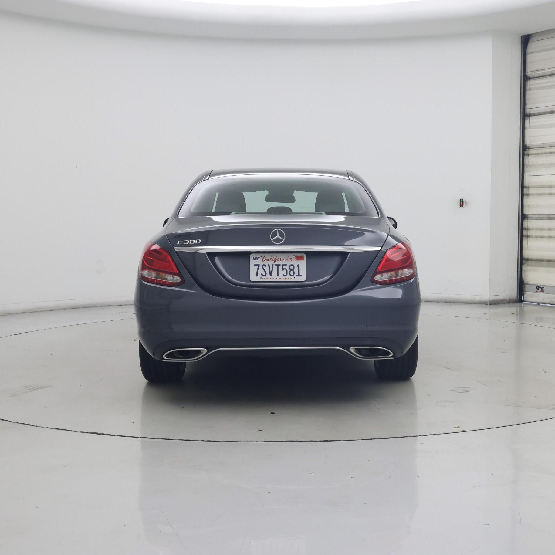 Thumbnail: 2016 Mercedes-Benz C-Class - 6