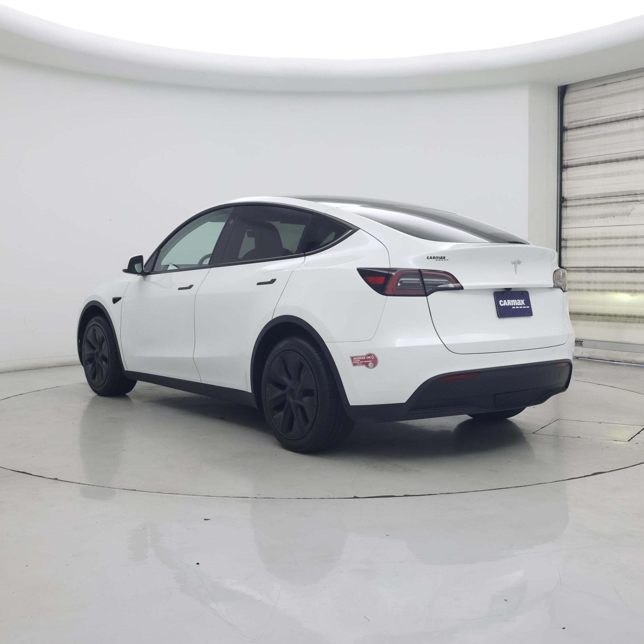 Thumbnail: 2024 Tesla Model Y - 2