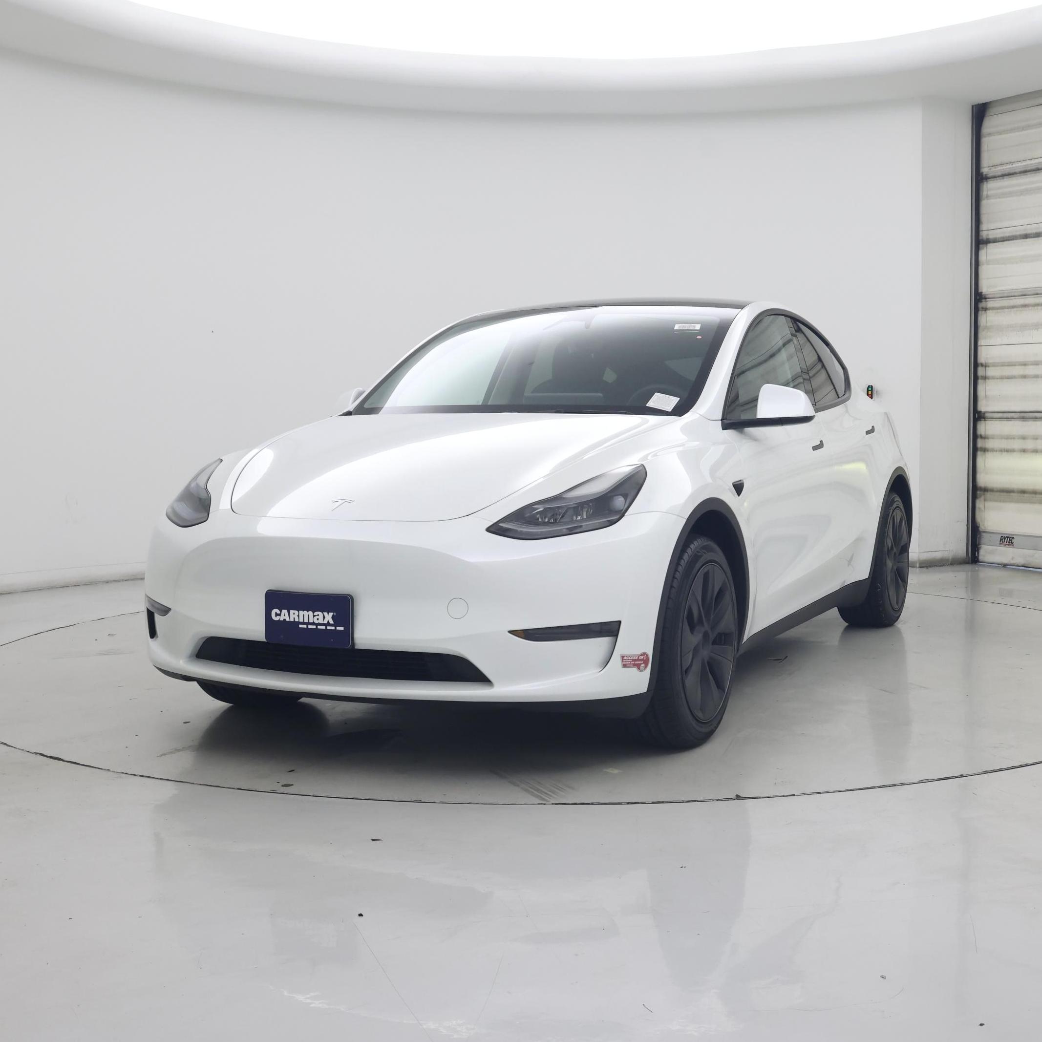 Thumbnail: 2024 Tesla Model Y - 4