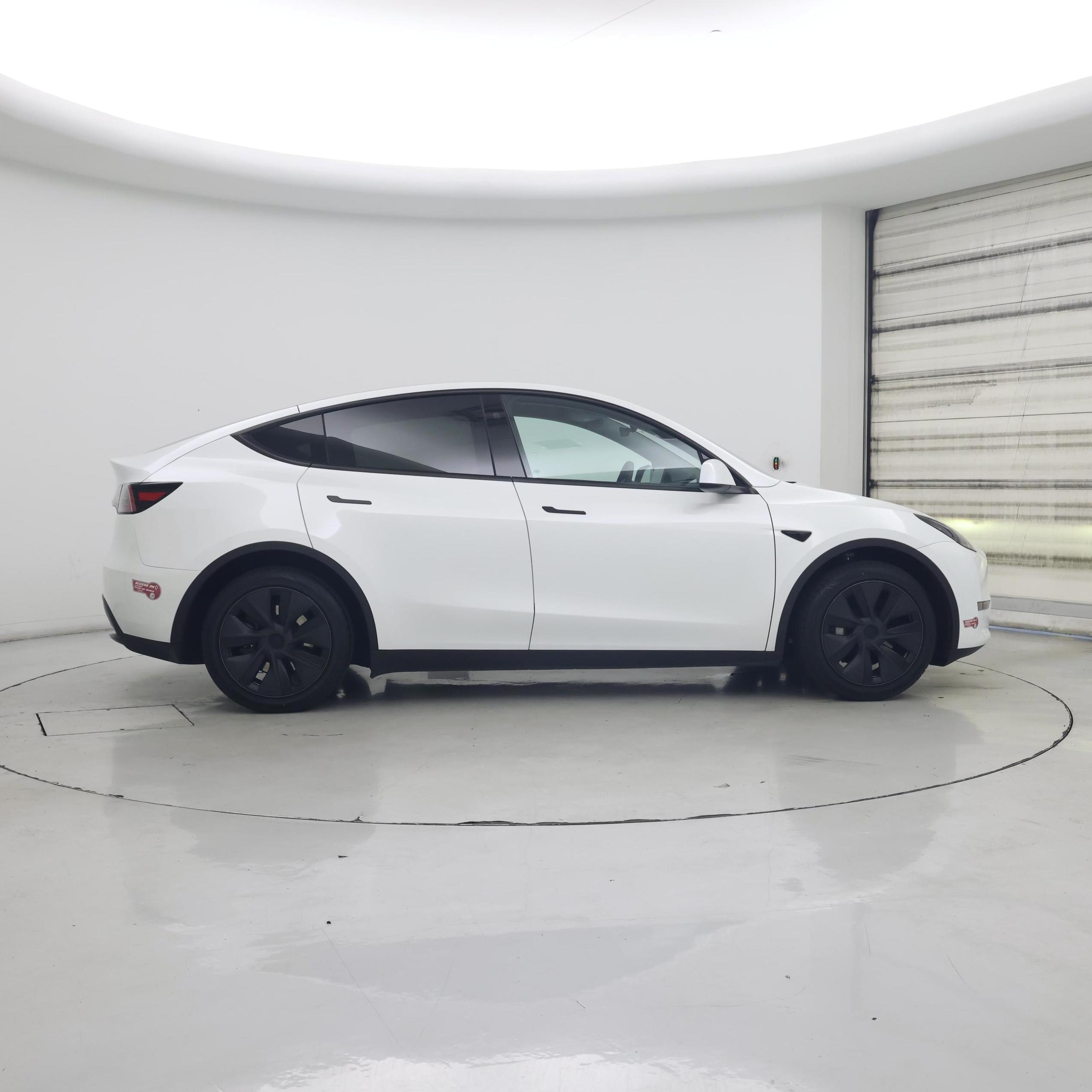 Thumbnail: 2024 Tesla Model Y - 7