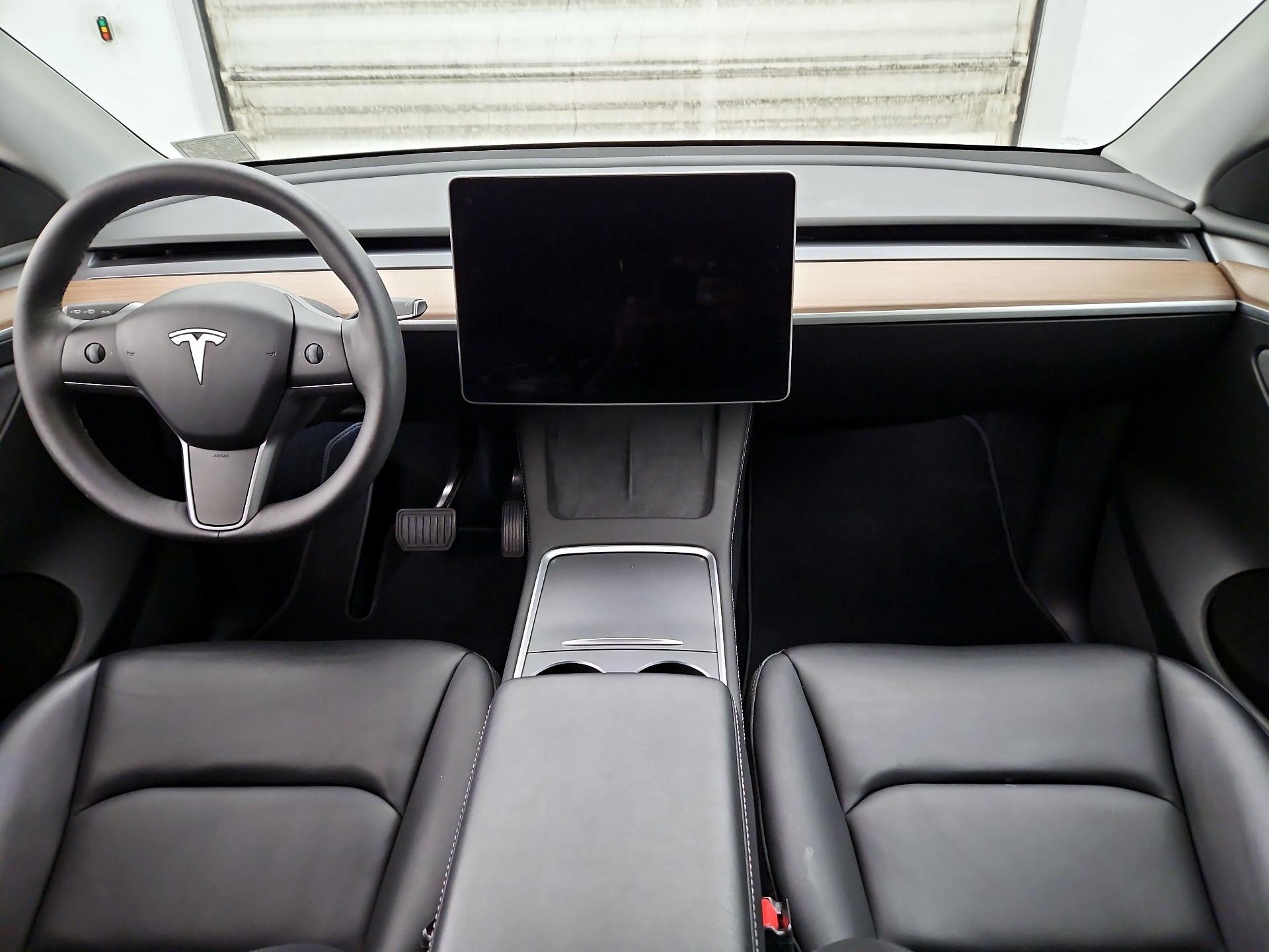 Thumbnail: 2024 Tesla Model Y - 9