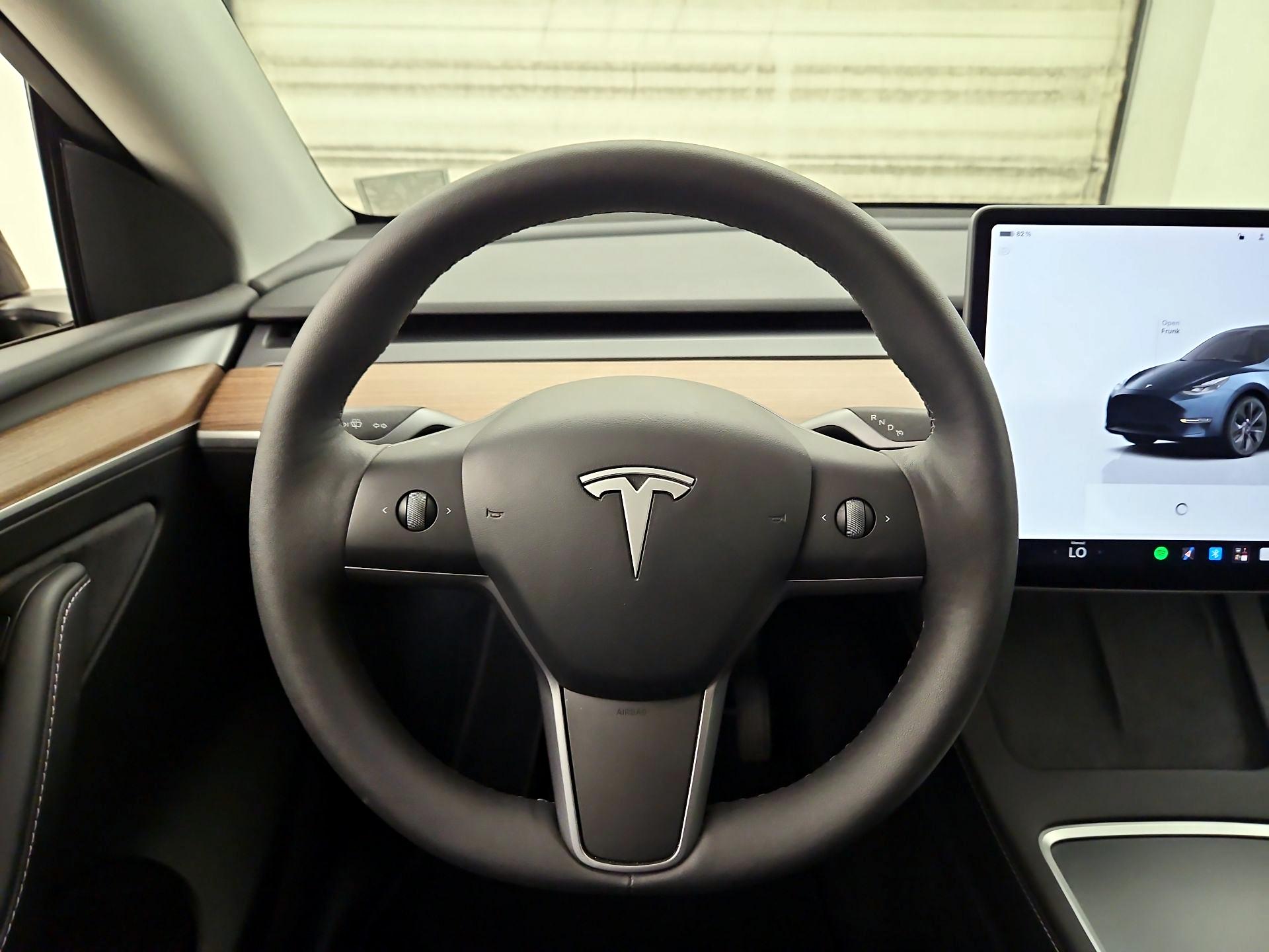 Thumbnail: 2024 Tesla Model Y - 10