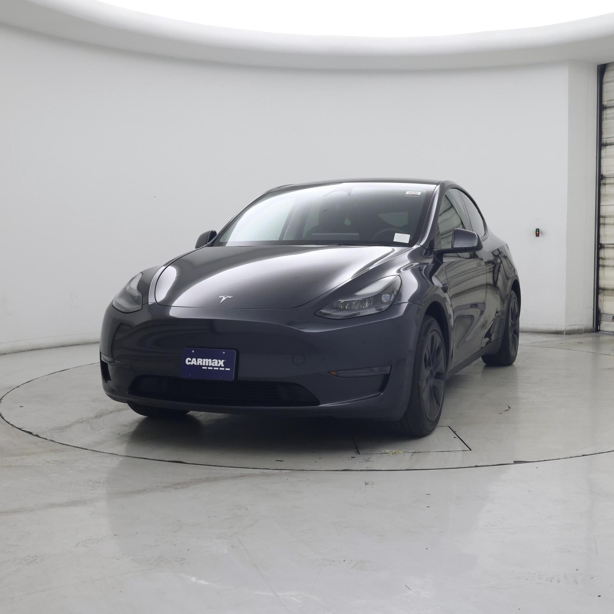 Thumbnail: 2024 Tesla Model Y - 4