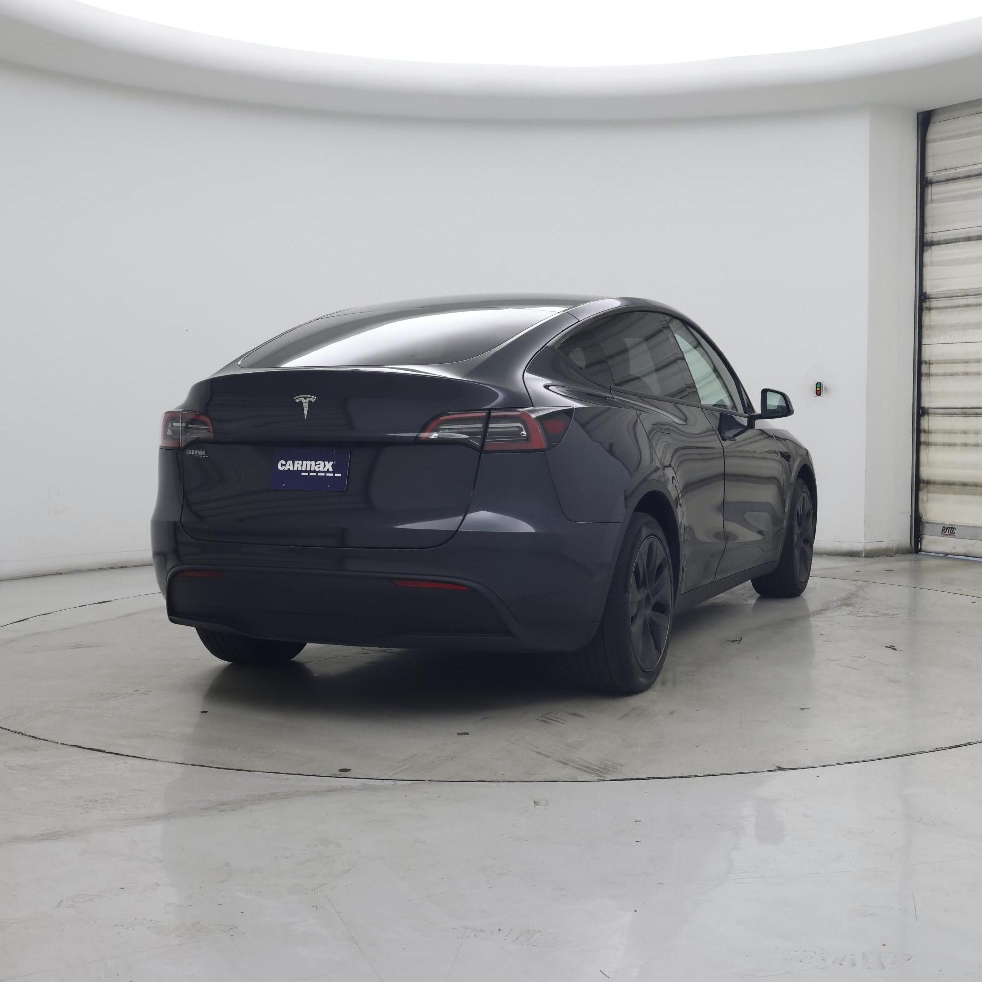 Thumbnail: 2024 Tesla Model Y - 8