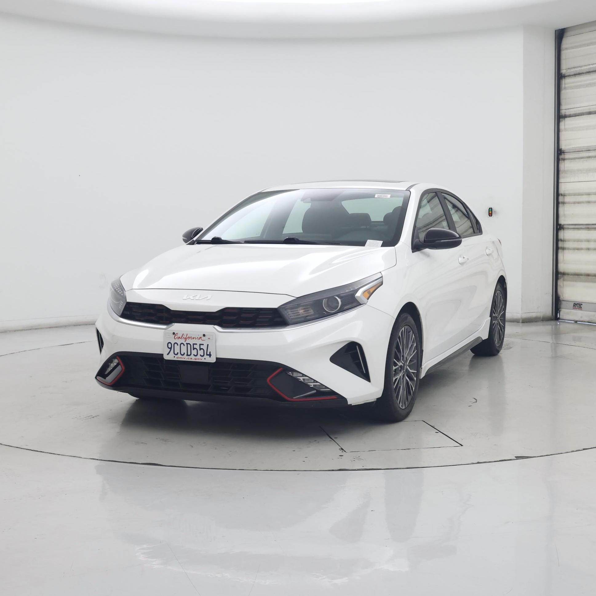 Thumbnail: 2022 Kia Forte - 4