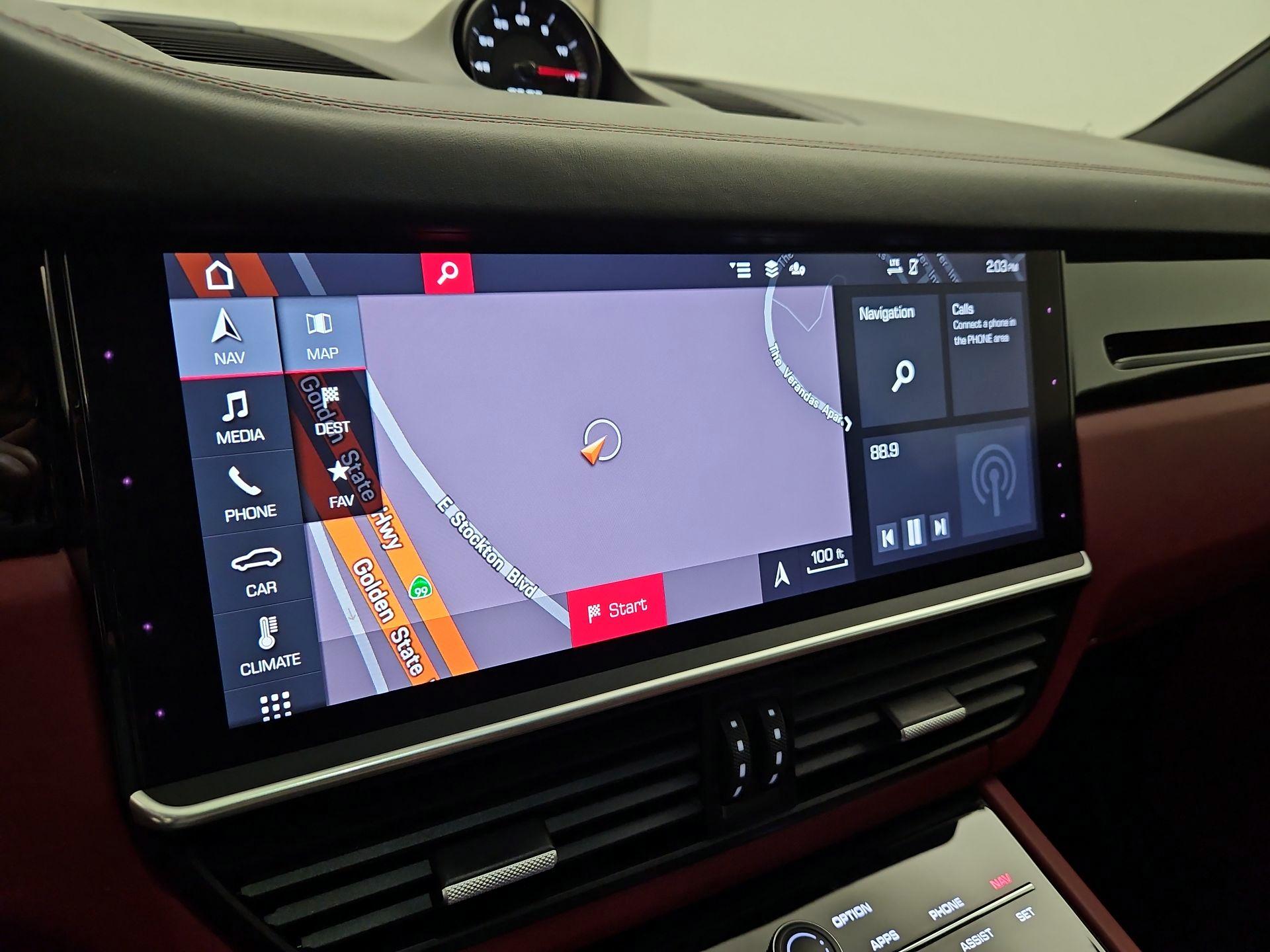 Thumbnail: 2020 Porsche Cayenne - 14
