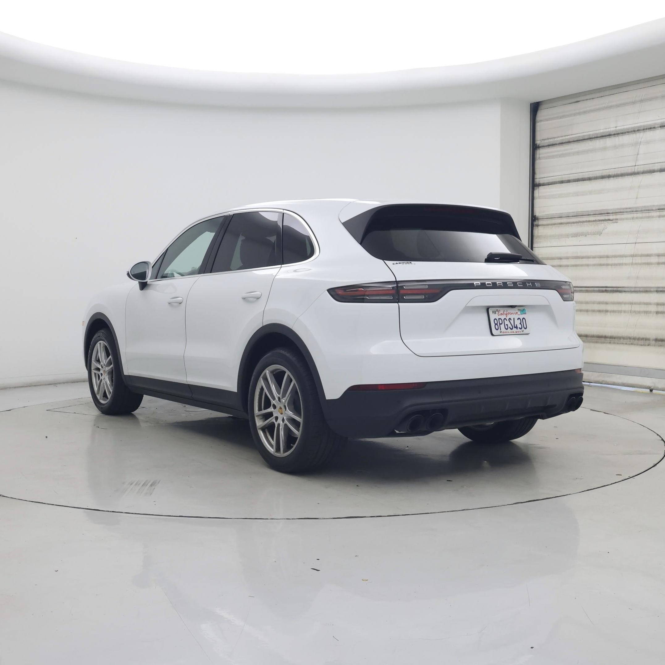 Thumbnail: 2020 Porsche Cayenne - 2