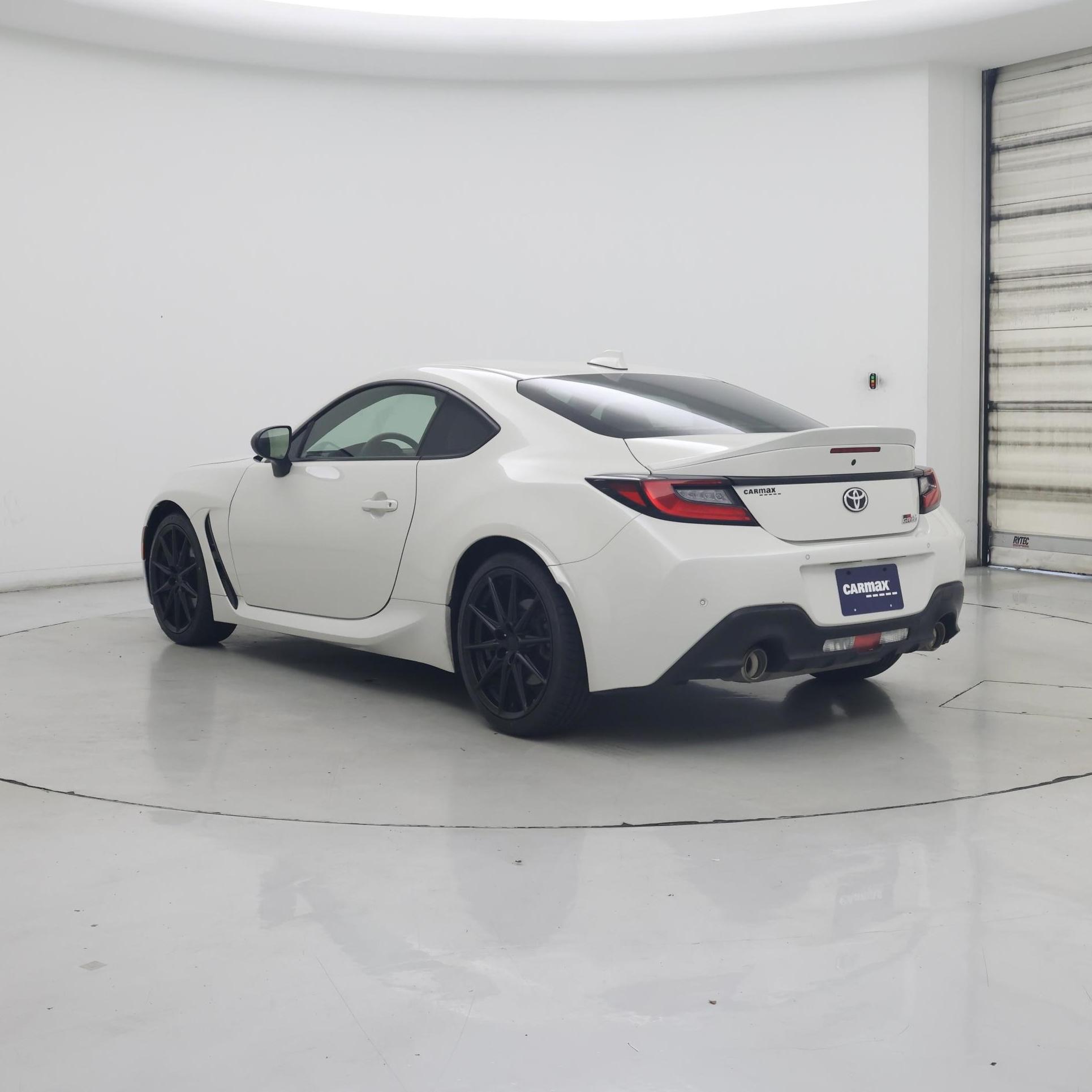 Thumbnail: 2023 Toyota GR86 - 2