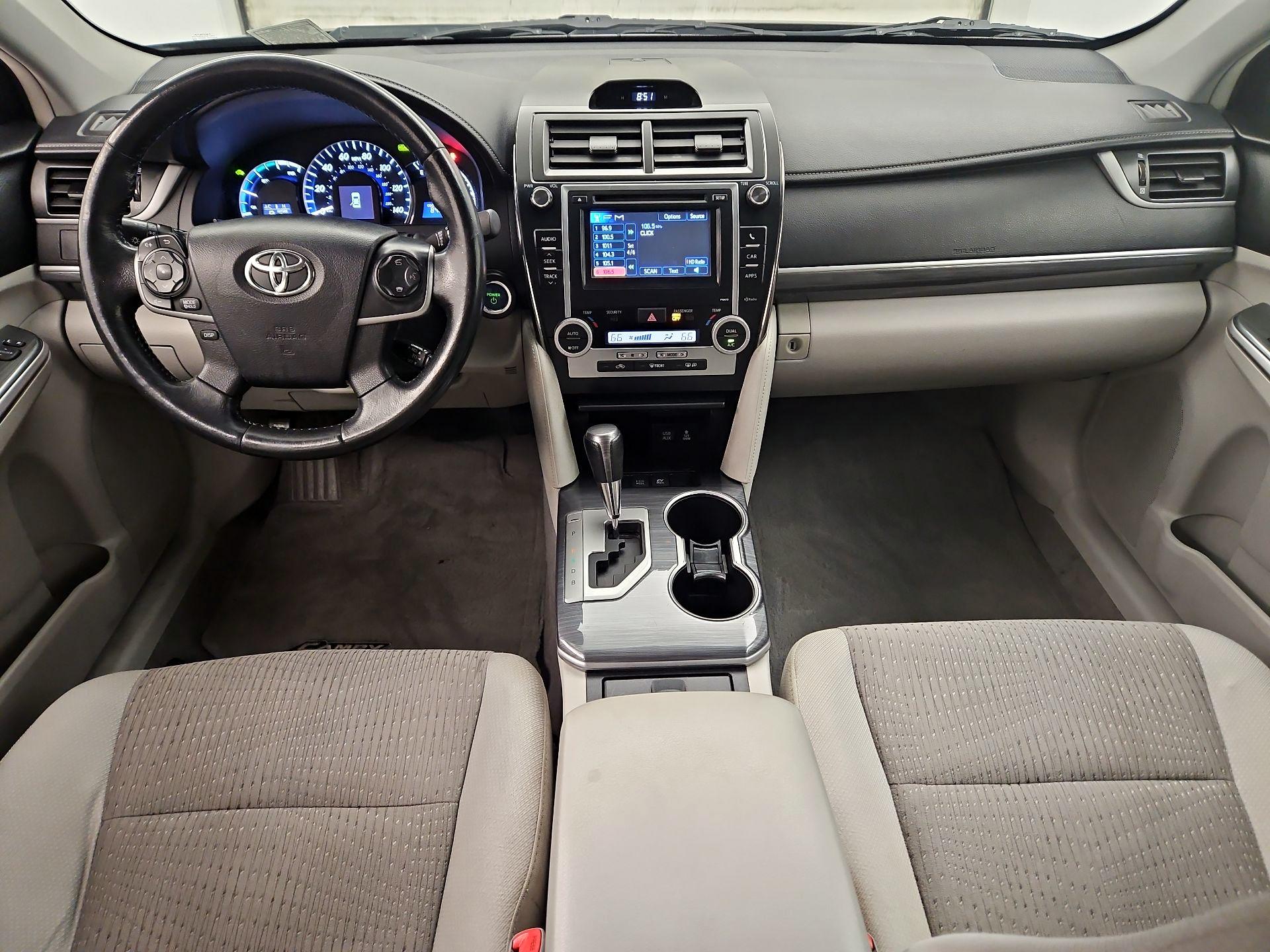 Thumbnail: 2014 Toyota Camry - 9