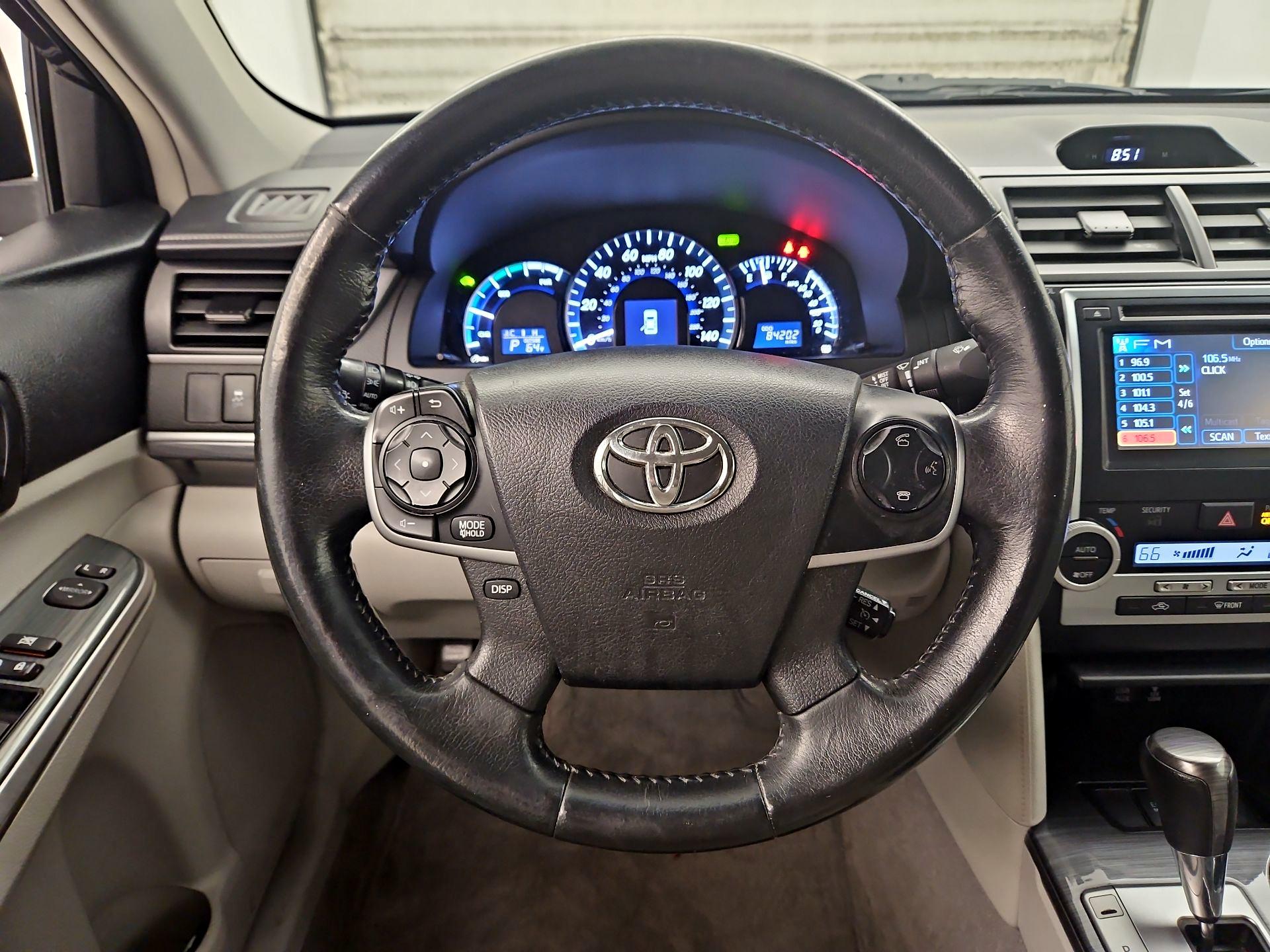 Thumbnail: 2014 Toyota Camry - 10