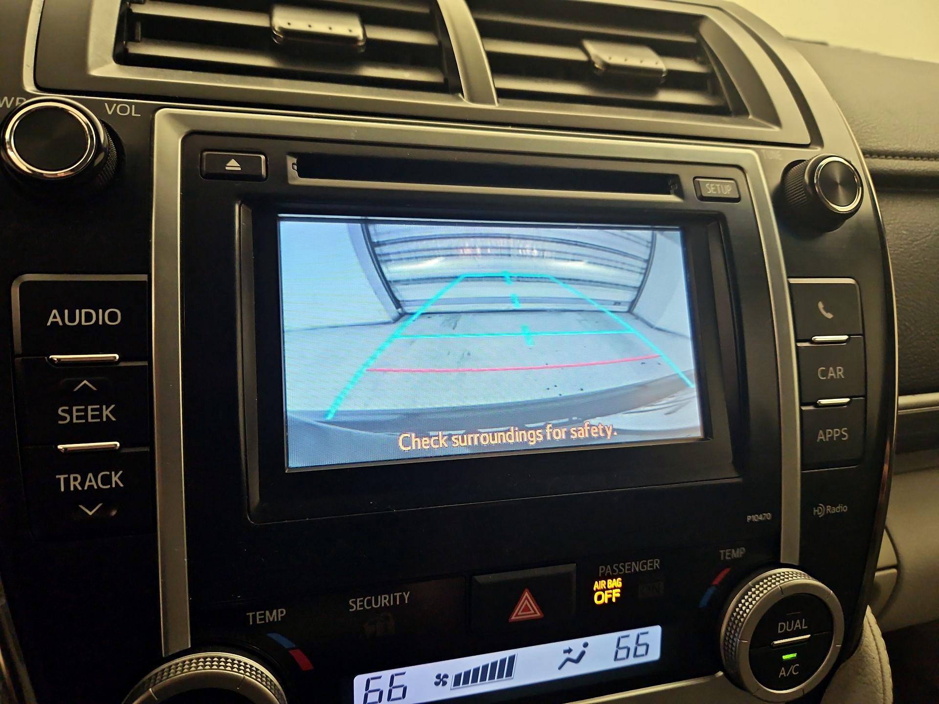 Thumbnail: 2014 Toyota Camry - 14