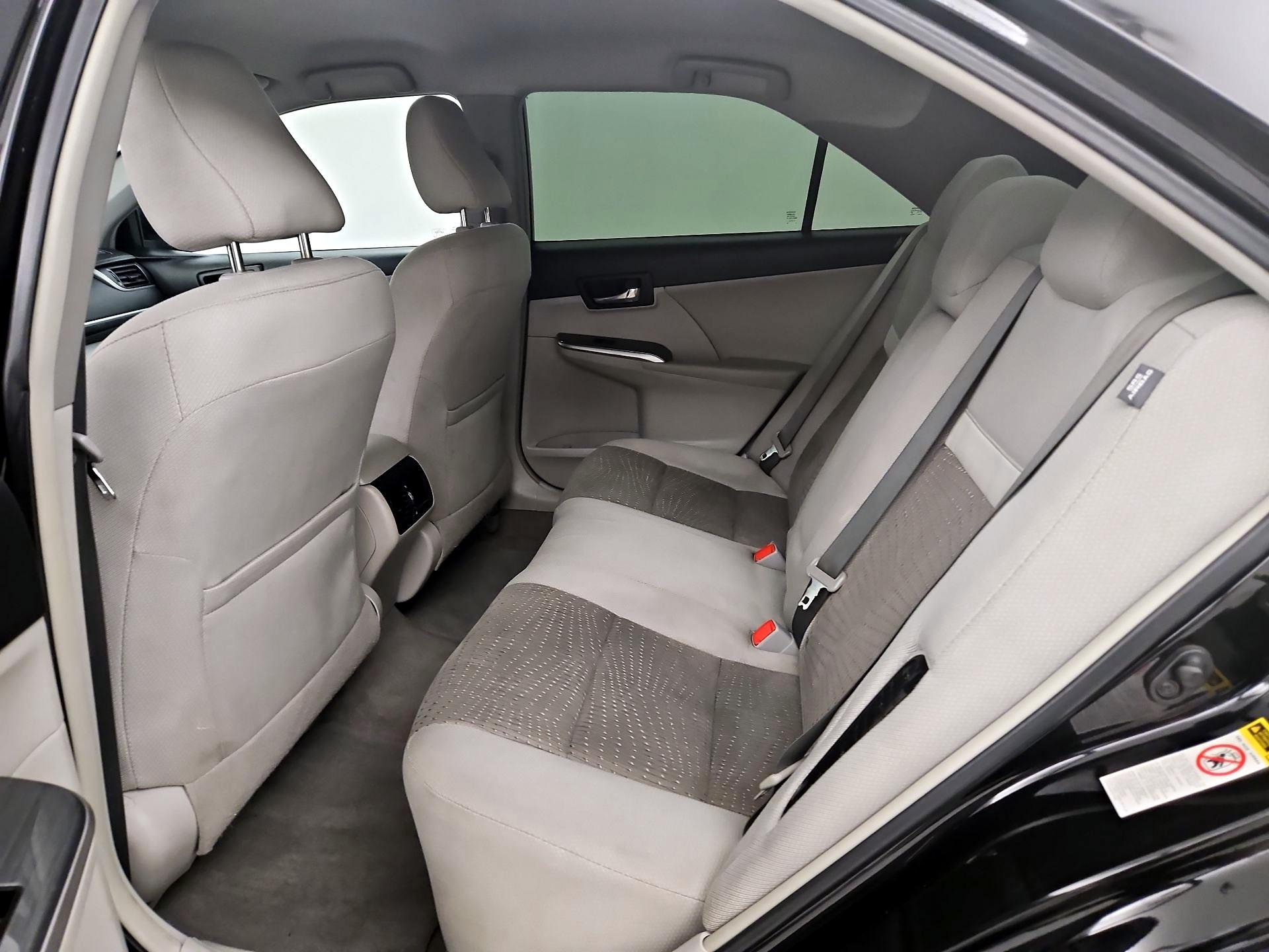Thumbnail: 2014 Toyota Camry - 19