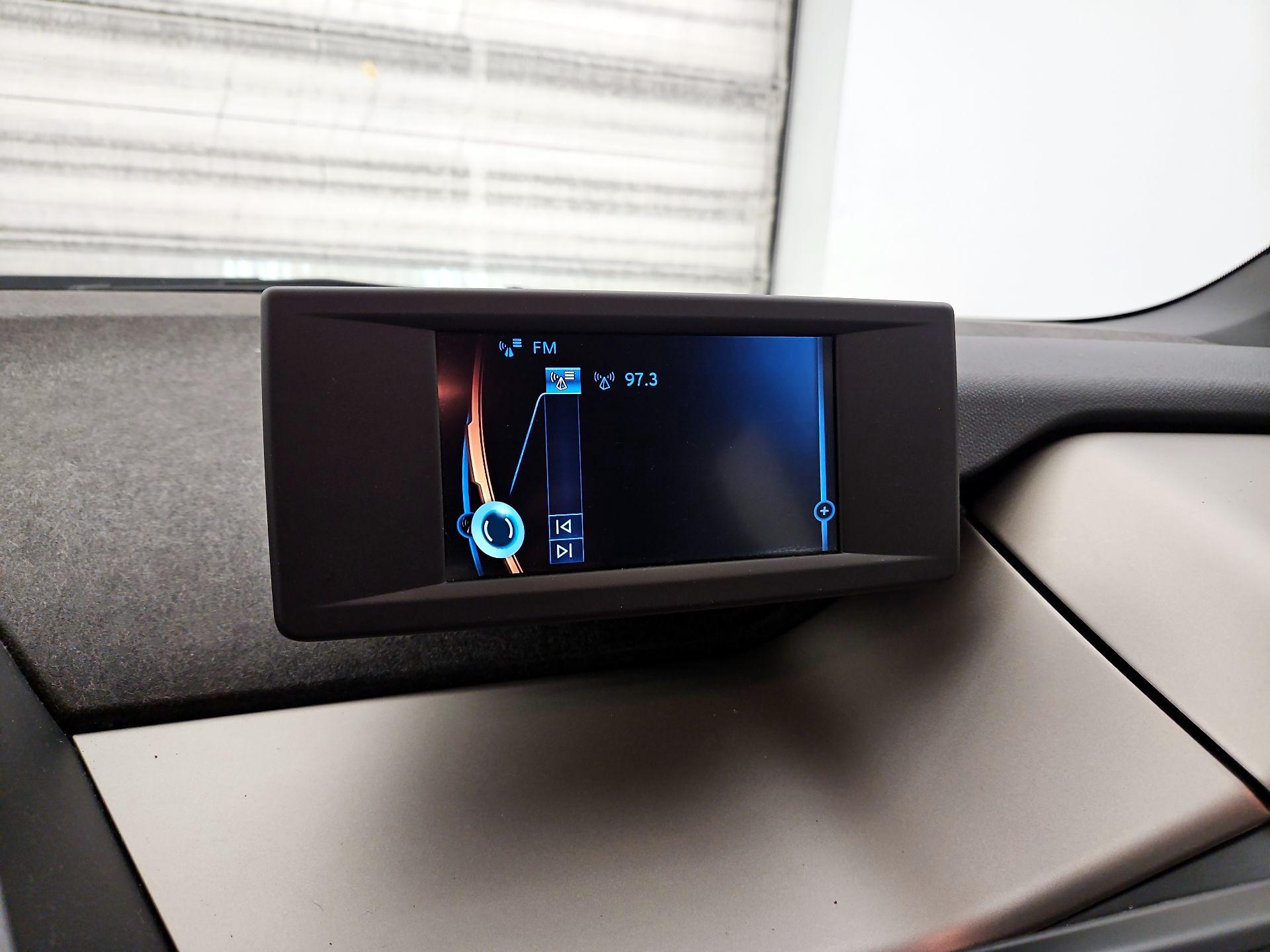 Thumbnail: 2017 BMW i3 - 16
