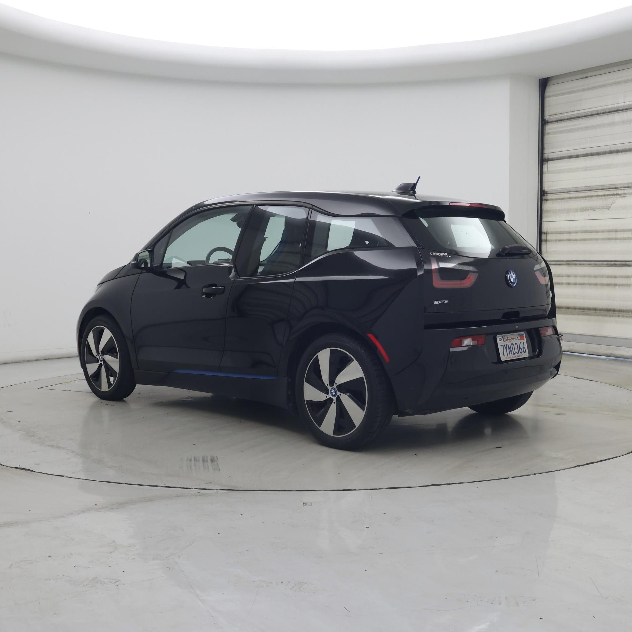 Thumbnail: 2017 BMW i3 - 2