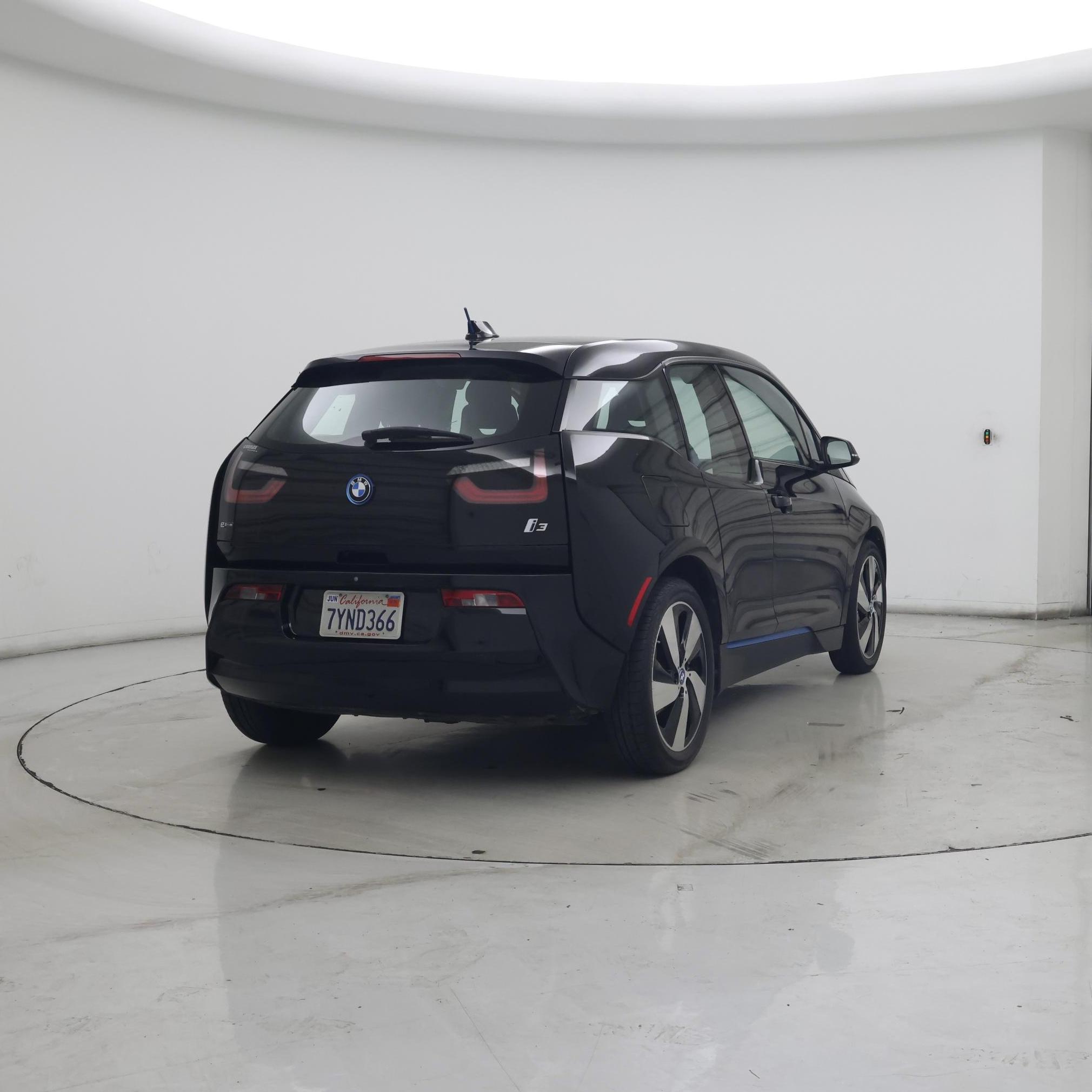 Thumbnail: 2017 BMW i3 - 8