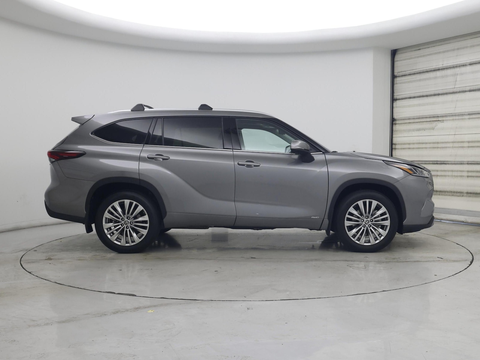 2025 Toyota Highlander Platinum - Photo 8