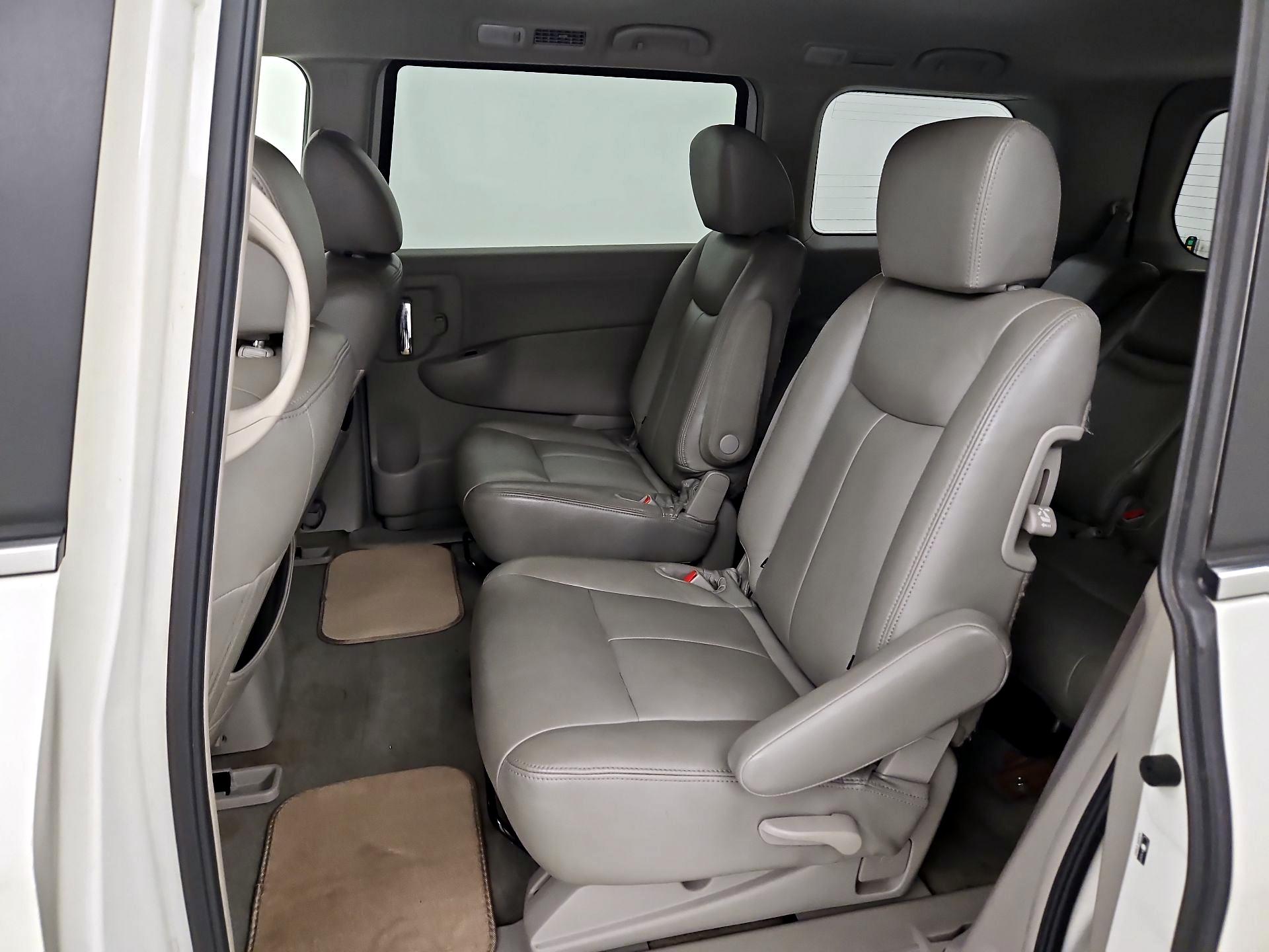 Thumbnail: 2015 Nissan Quest - 18