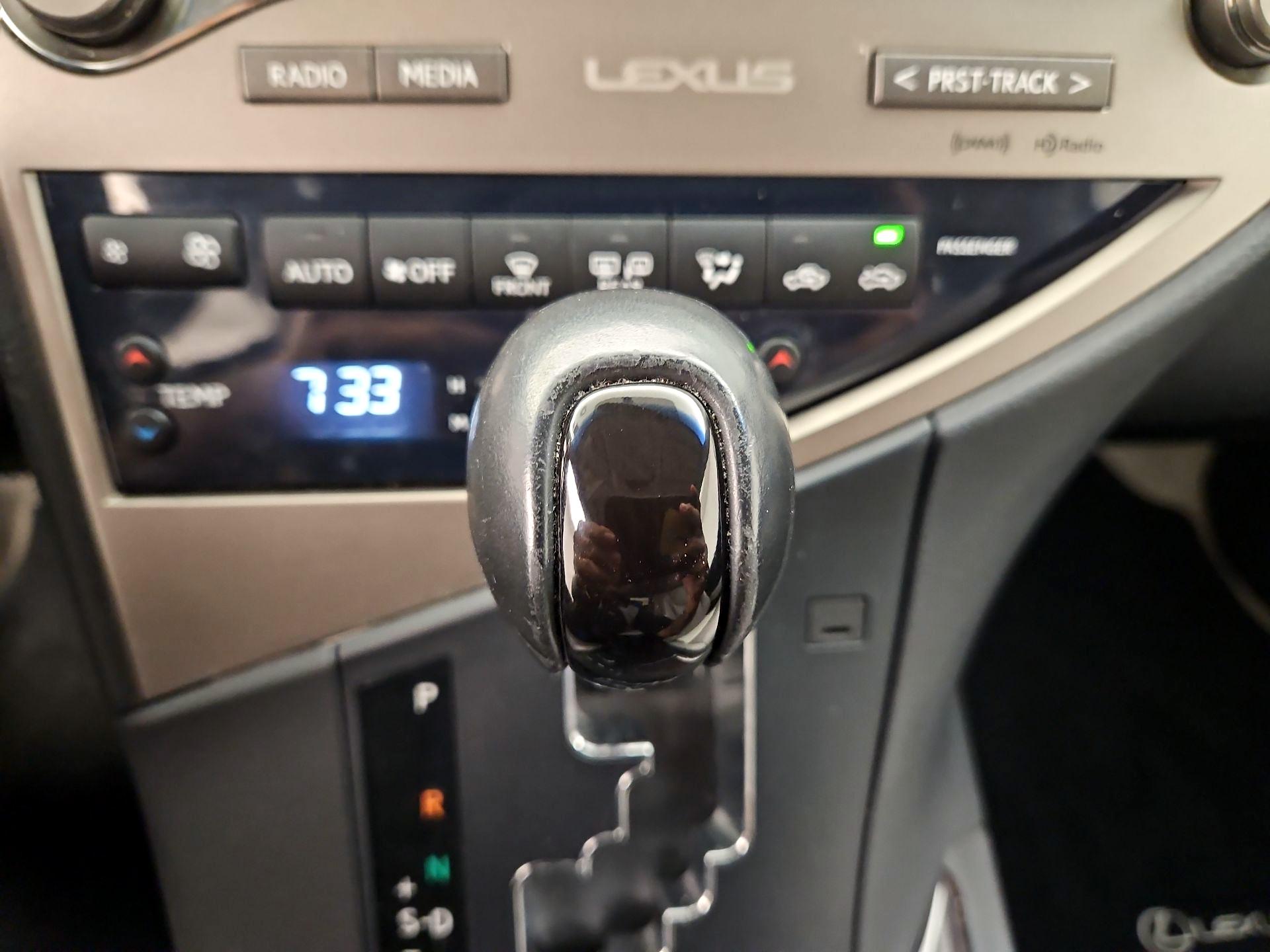 Thumbnail: 2015 Lexus RX - 17