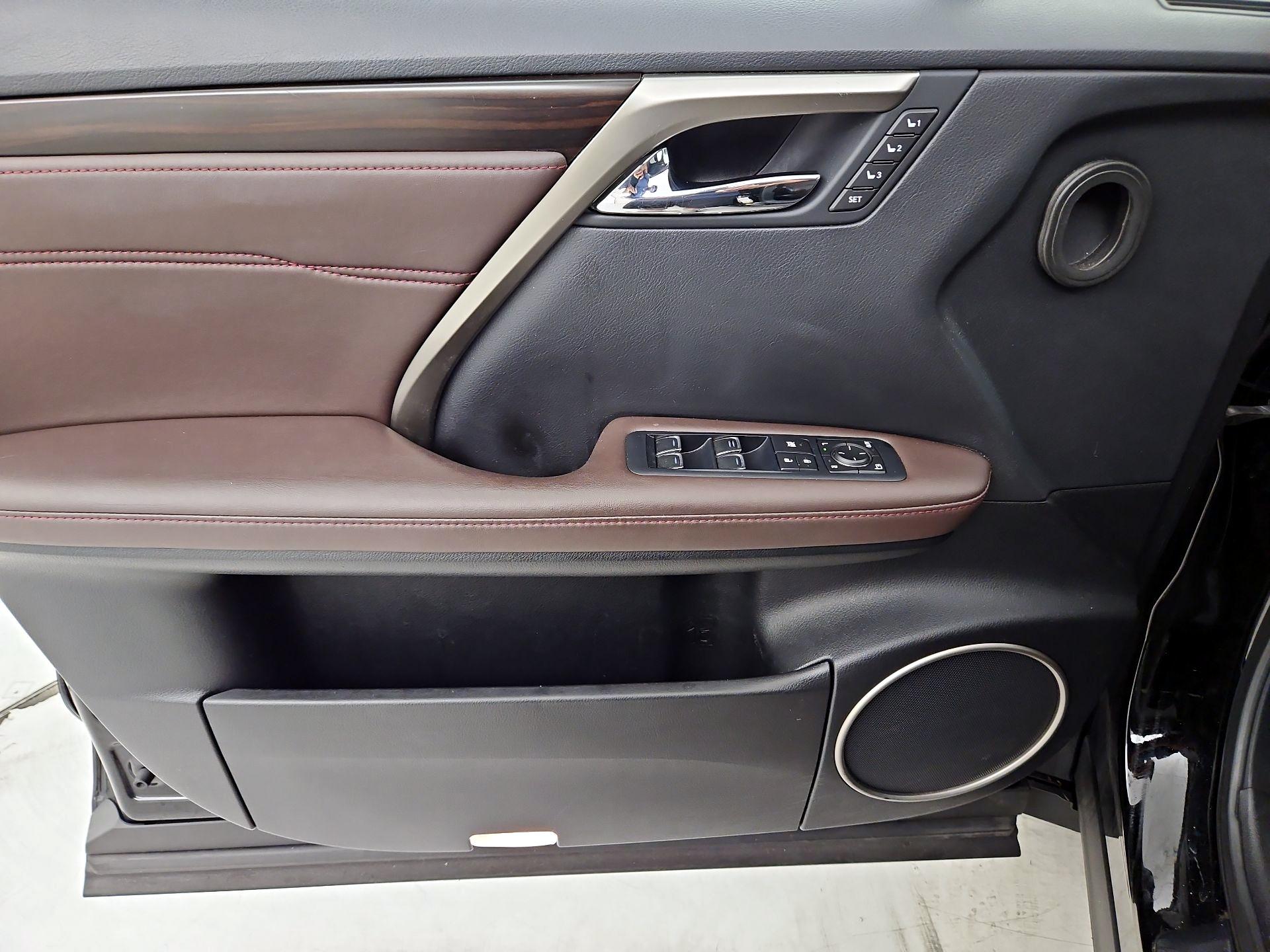 Thumbnail: 2016 Lexus RX - 12