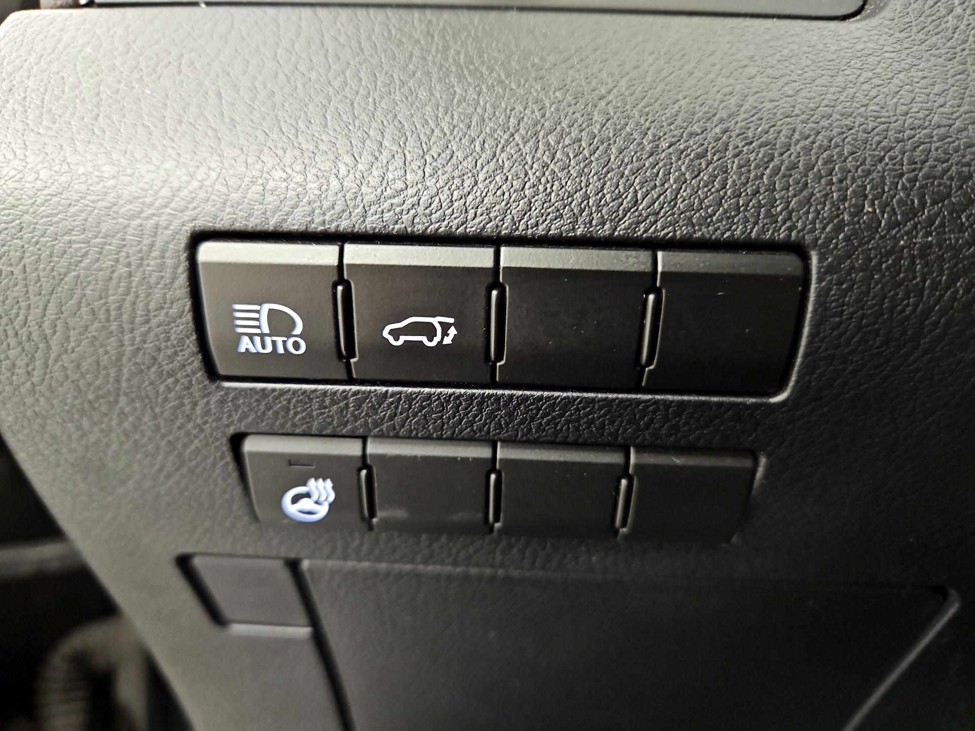 Thumbnail: 2016 Lexus RX - 13