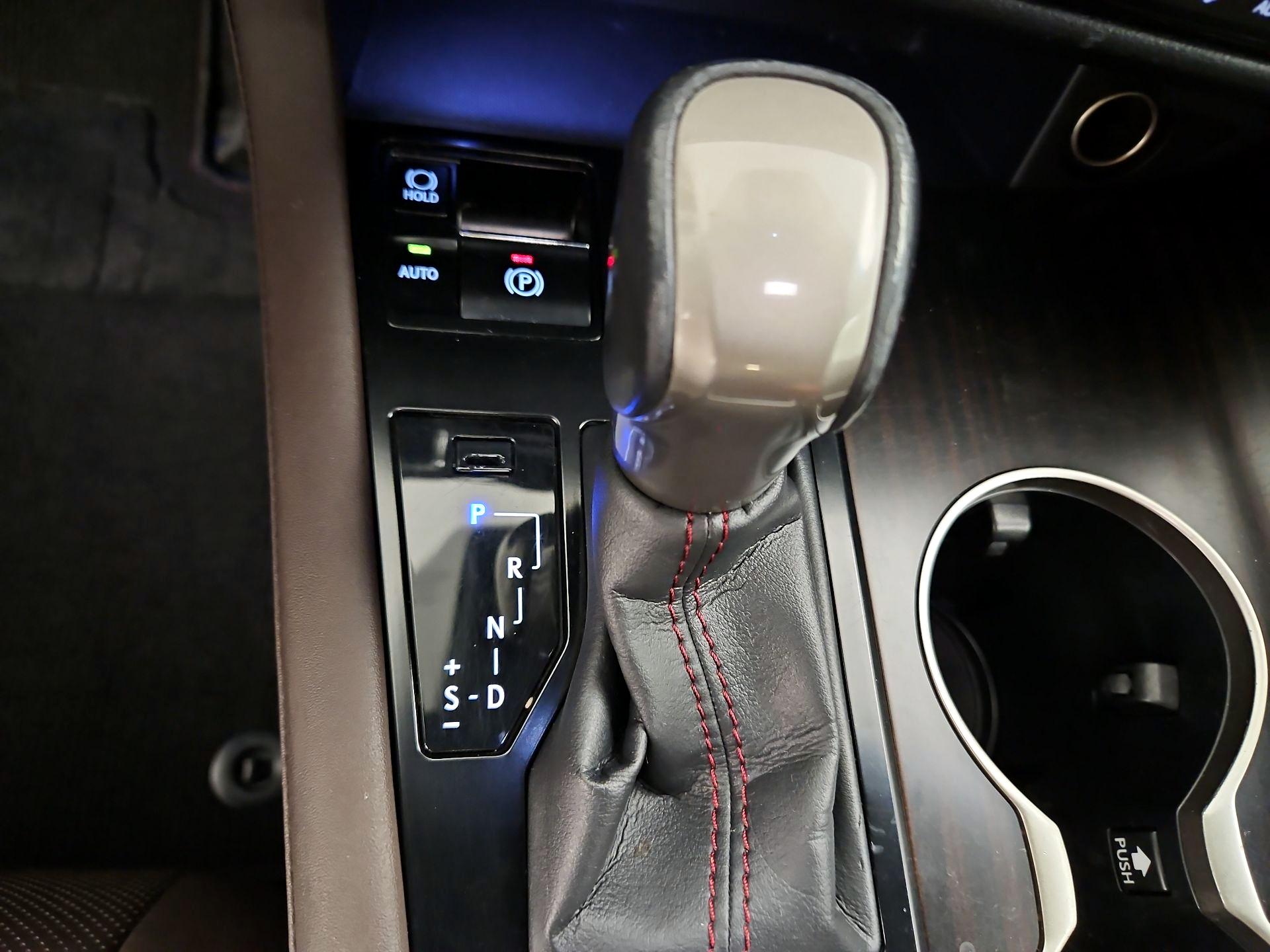 Thumbnail: 2016 Lexus RX - 18