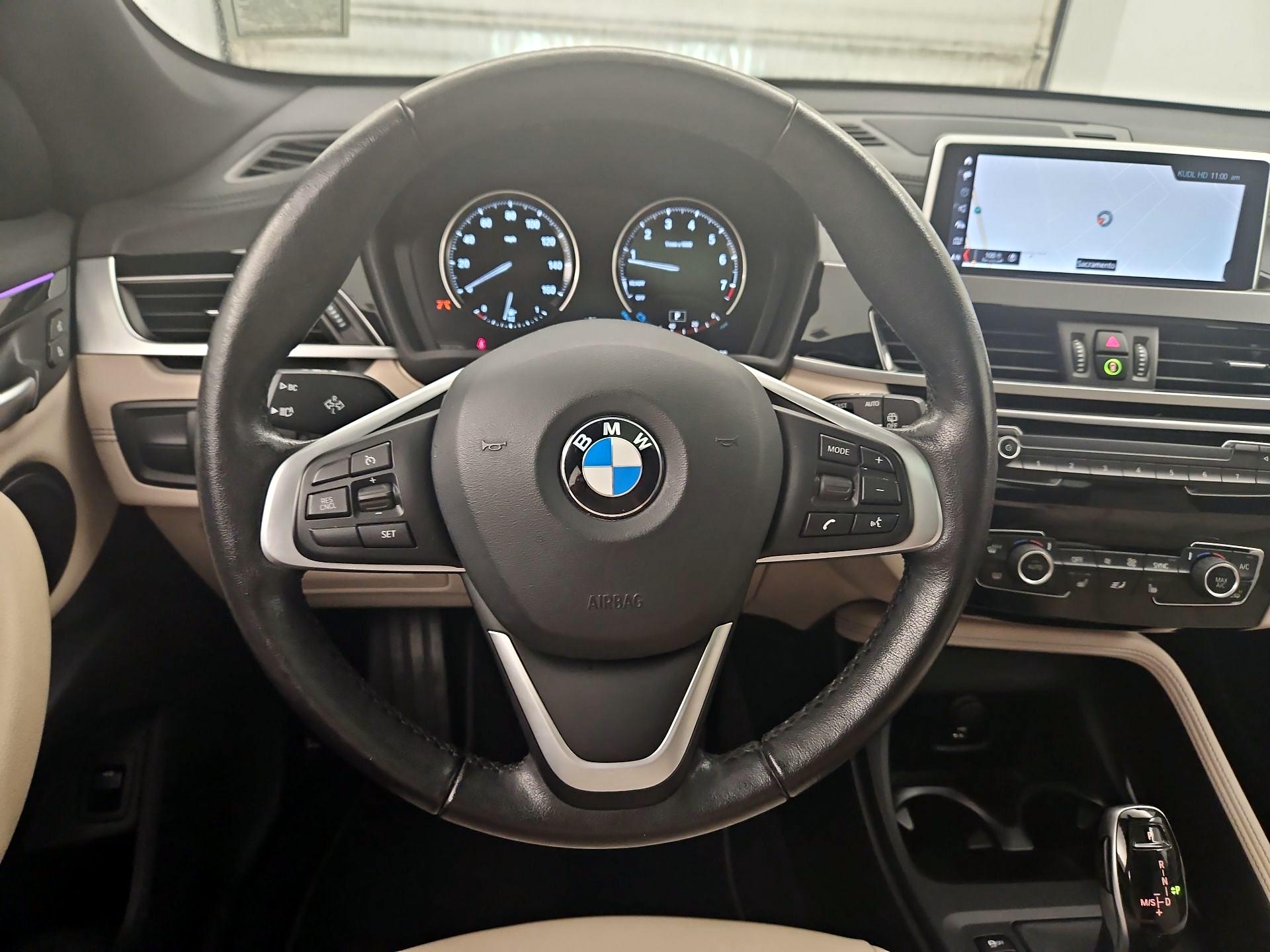 Thumbnail: 2021 BMW X1 - 10
