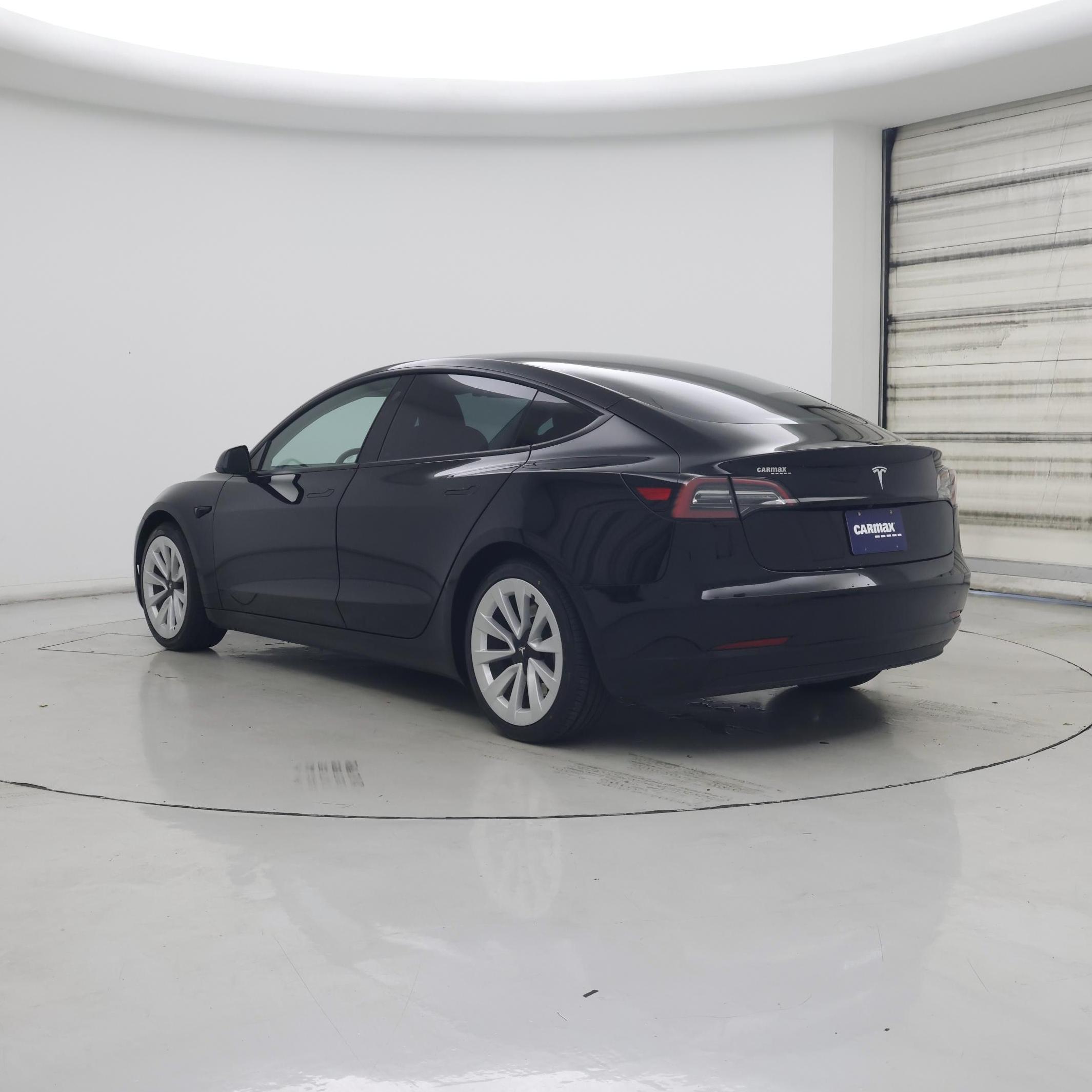 Thumbnail: 2023 Tesla Model 3 - 2