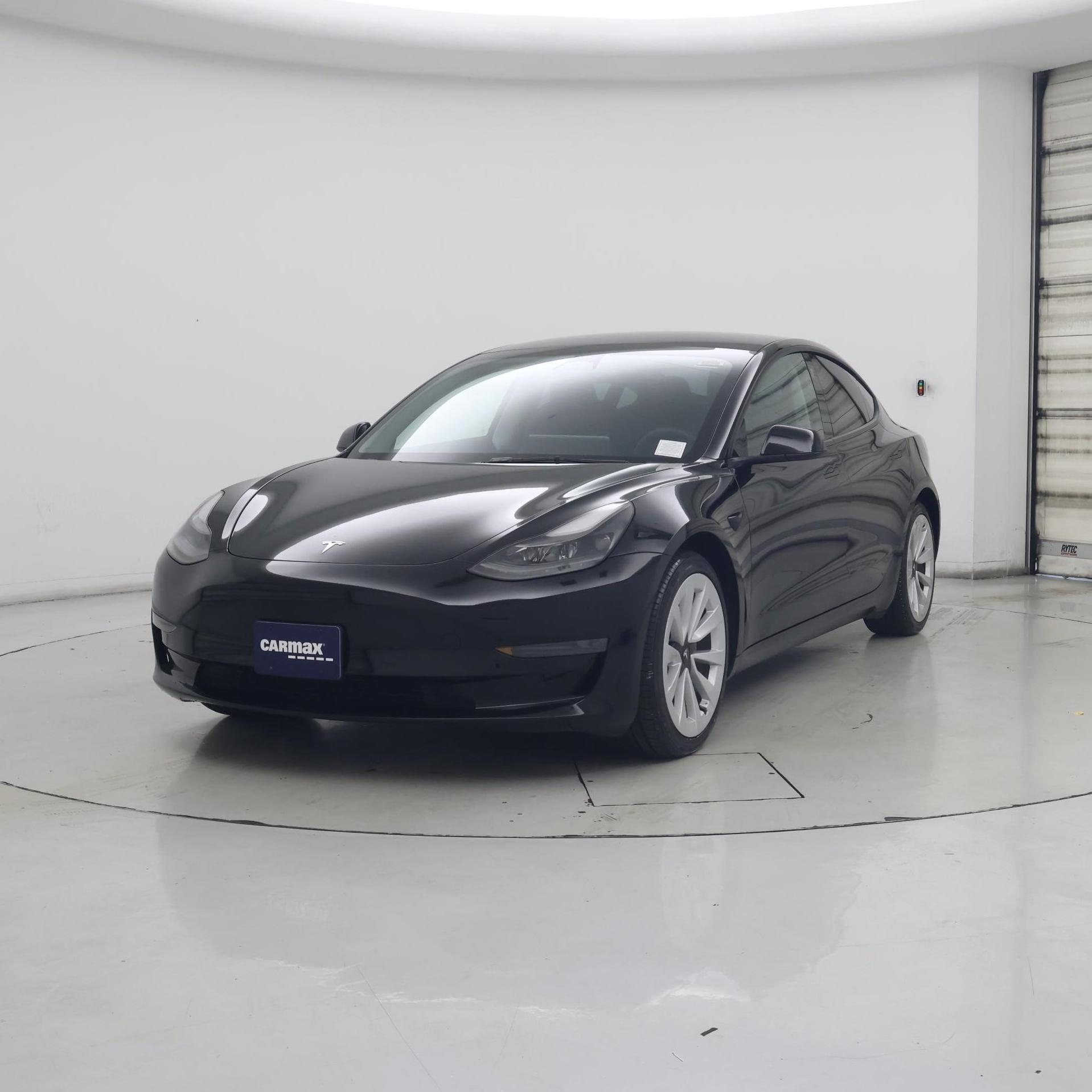 Thumbnail: 2023 Tesla Model 3 - 4